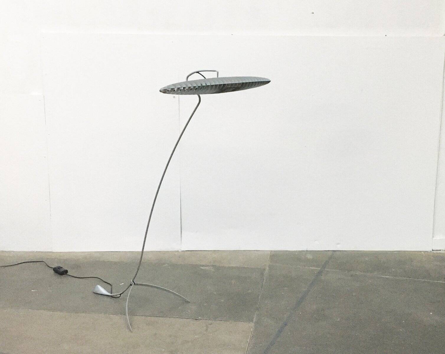 Titania Terra floor lamp, postmodern Italian design by Alberto Meda and Paolo Rizzatto for Luceplan.