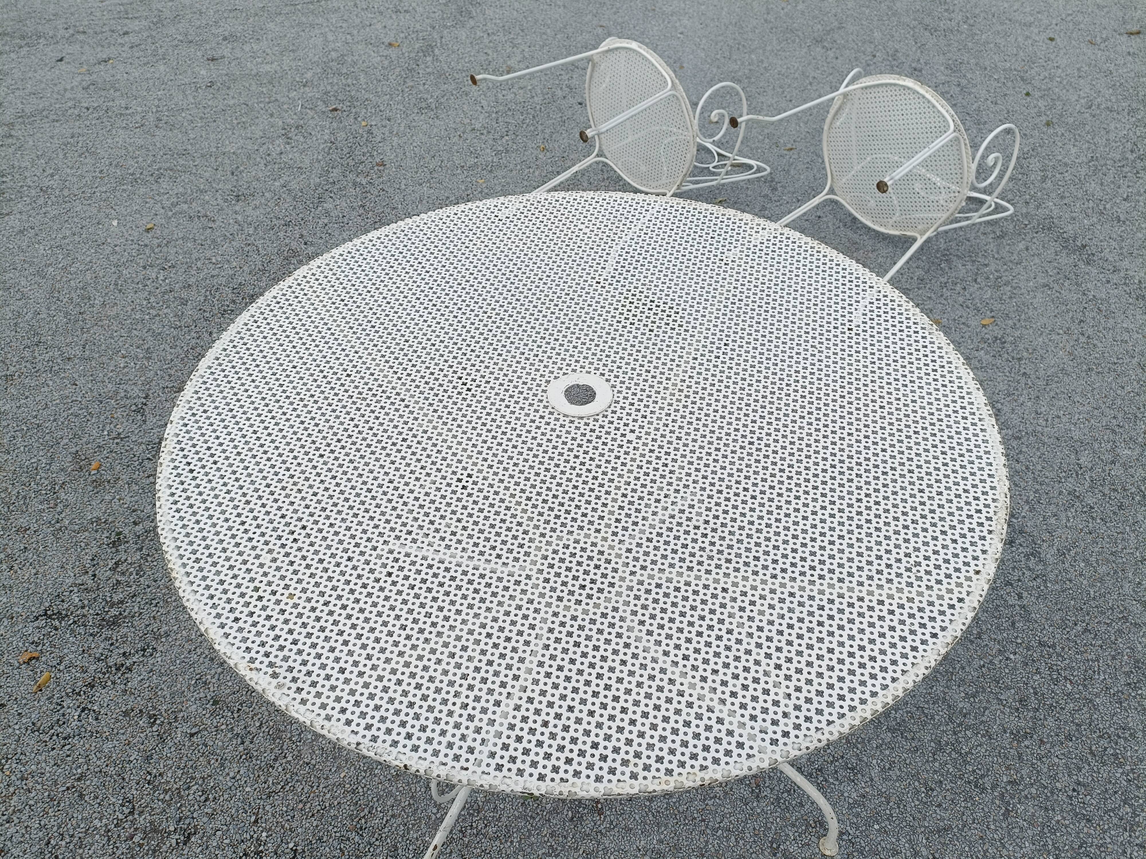 Antique garden furniture in full metal iron