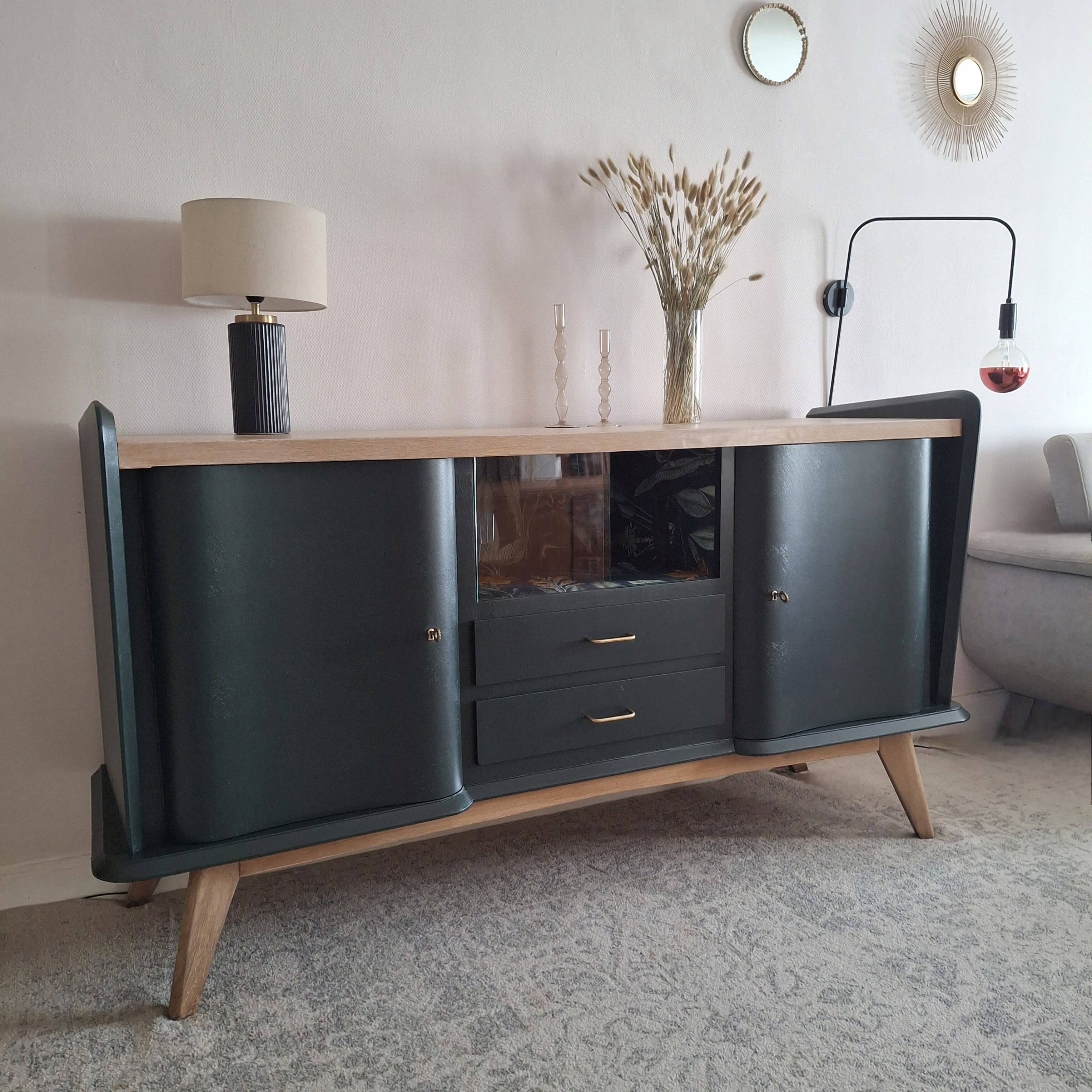 Vintage 60s sideboard