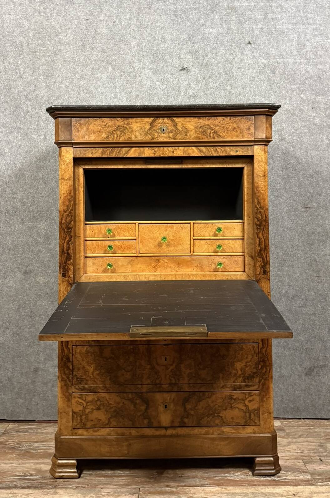 Secrétaire époque louis philippe en ronce de noyer