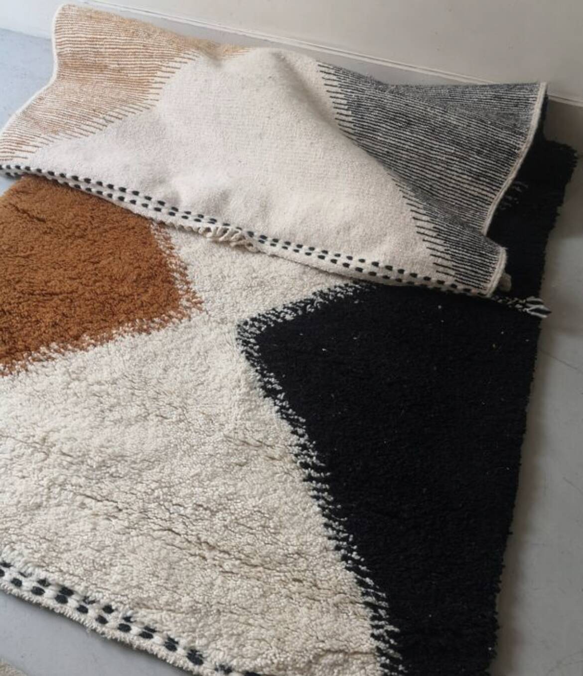 Berber wool rug 250x120cm