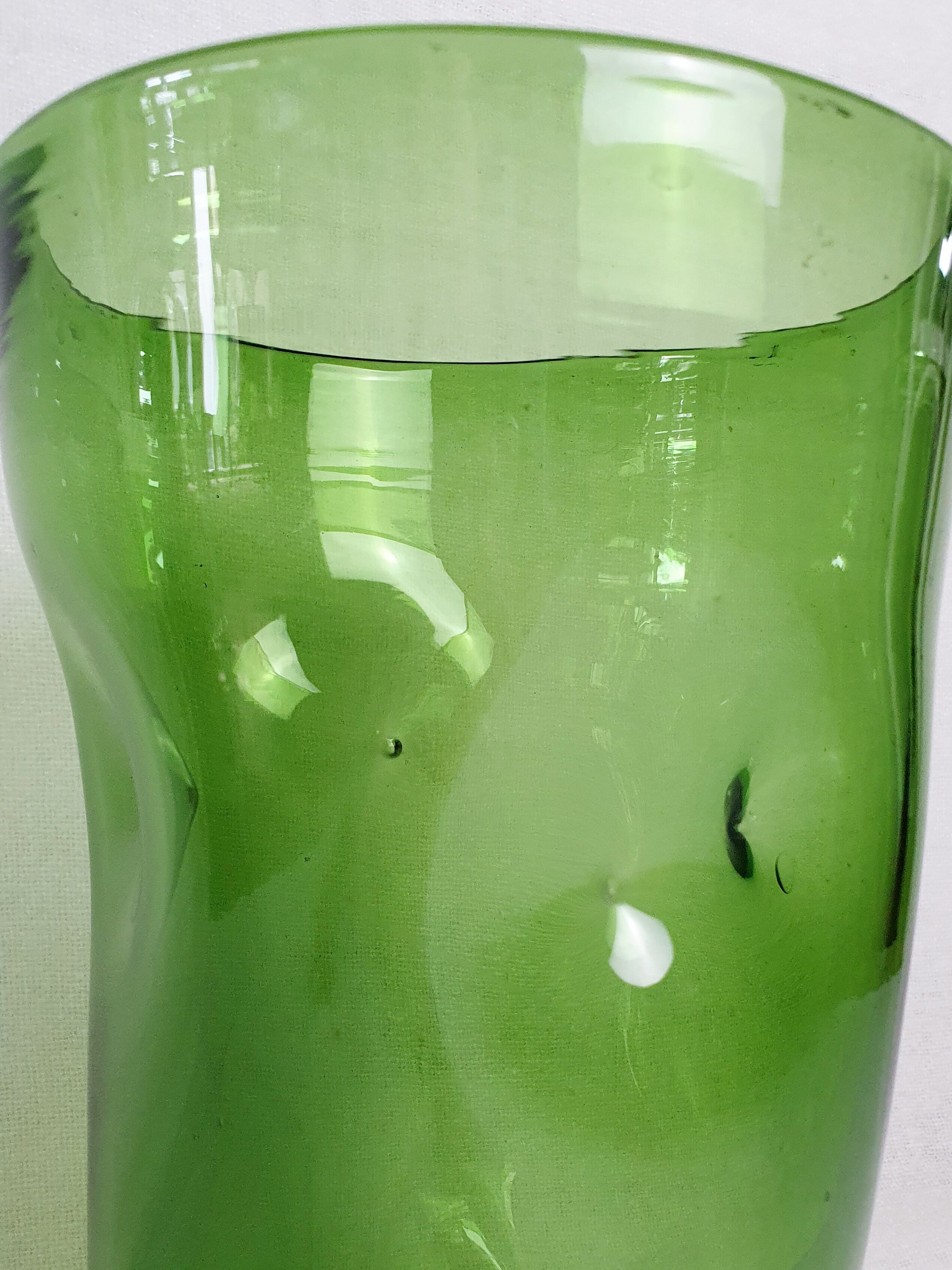 Mouth-blown vase 1960