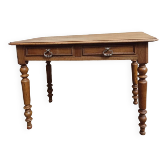 Table bureau