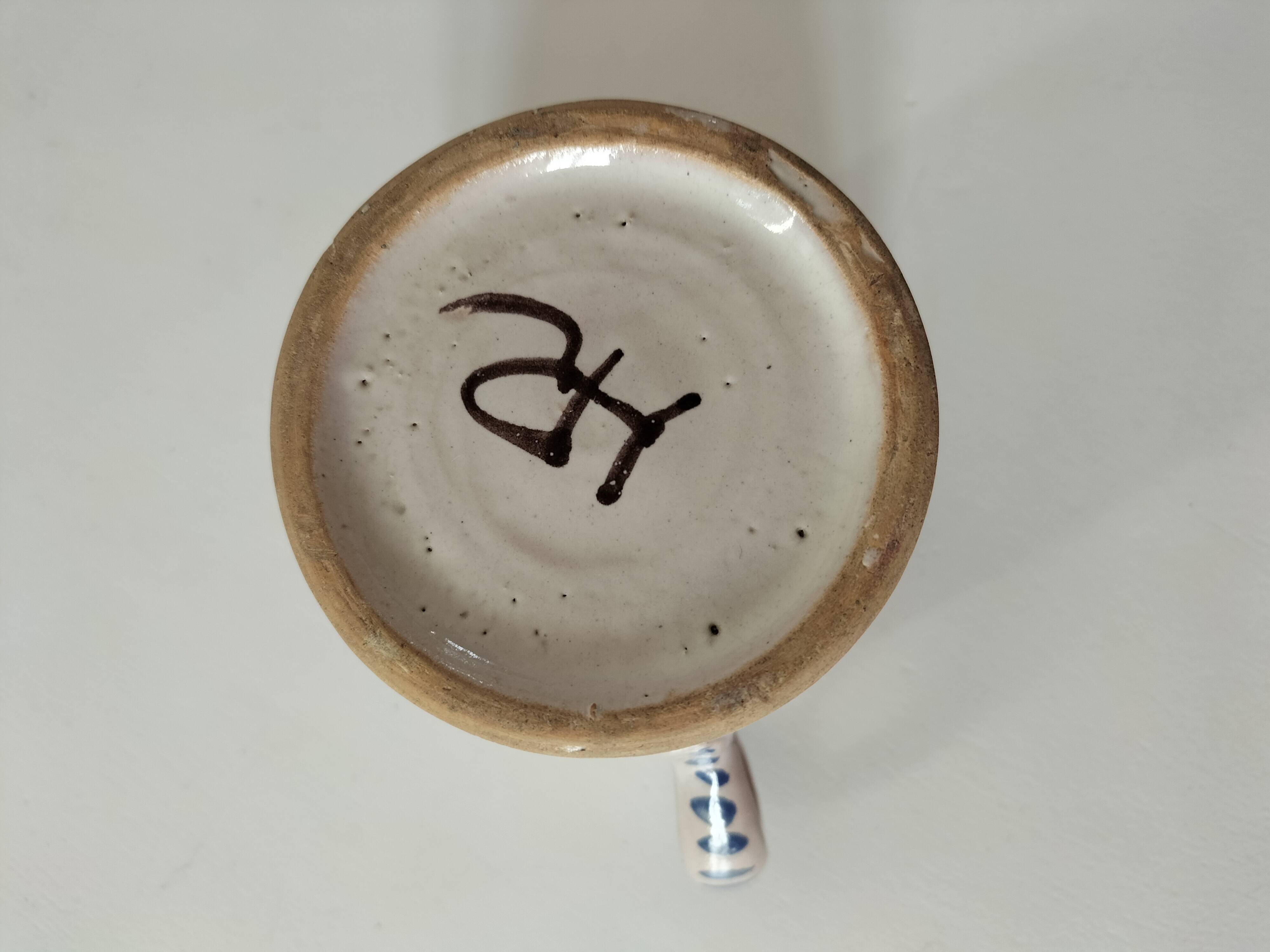 Antique Quimper Henriot jug-cup peasant style circa 1900.