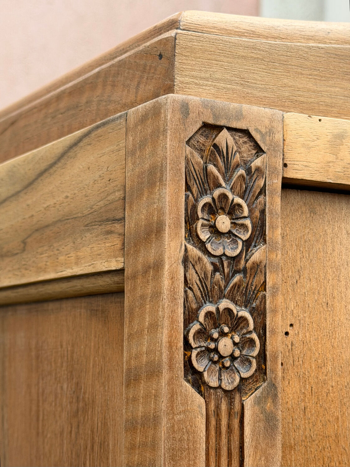 Parisian glass-fronted Art Deco wardrobe in solid raw walnut.