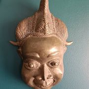 Masque africain vintage en bronze