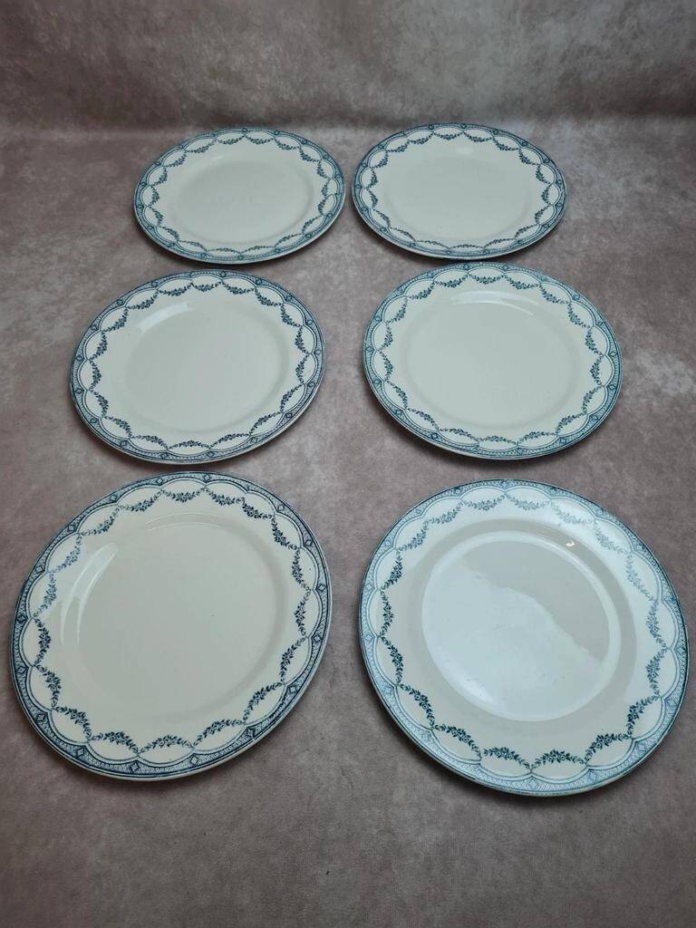 Set of 12 antique Salins "Petit Trianon" blue ironstone dinner plates.