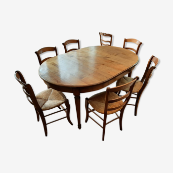 Table and 6 chairs