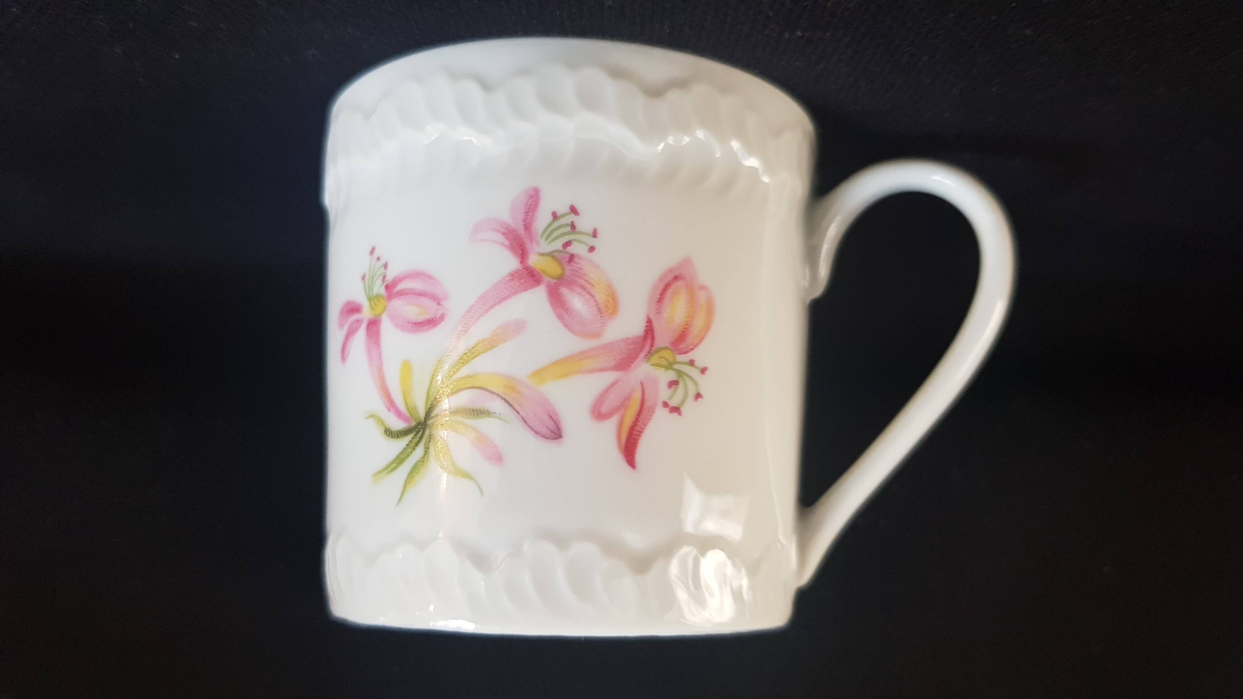 Set of five coffee cups and saucers, Limoges, Goumot Labesse