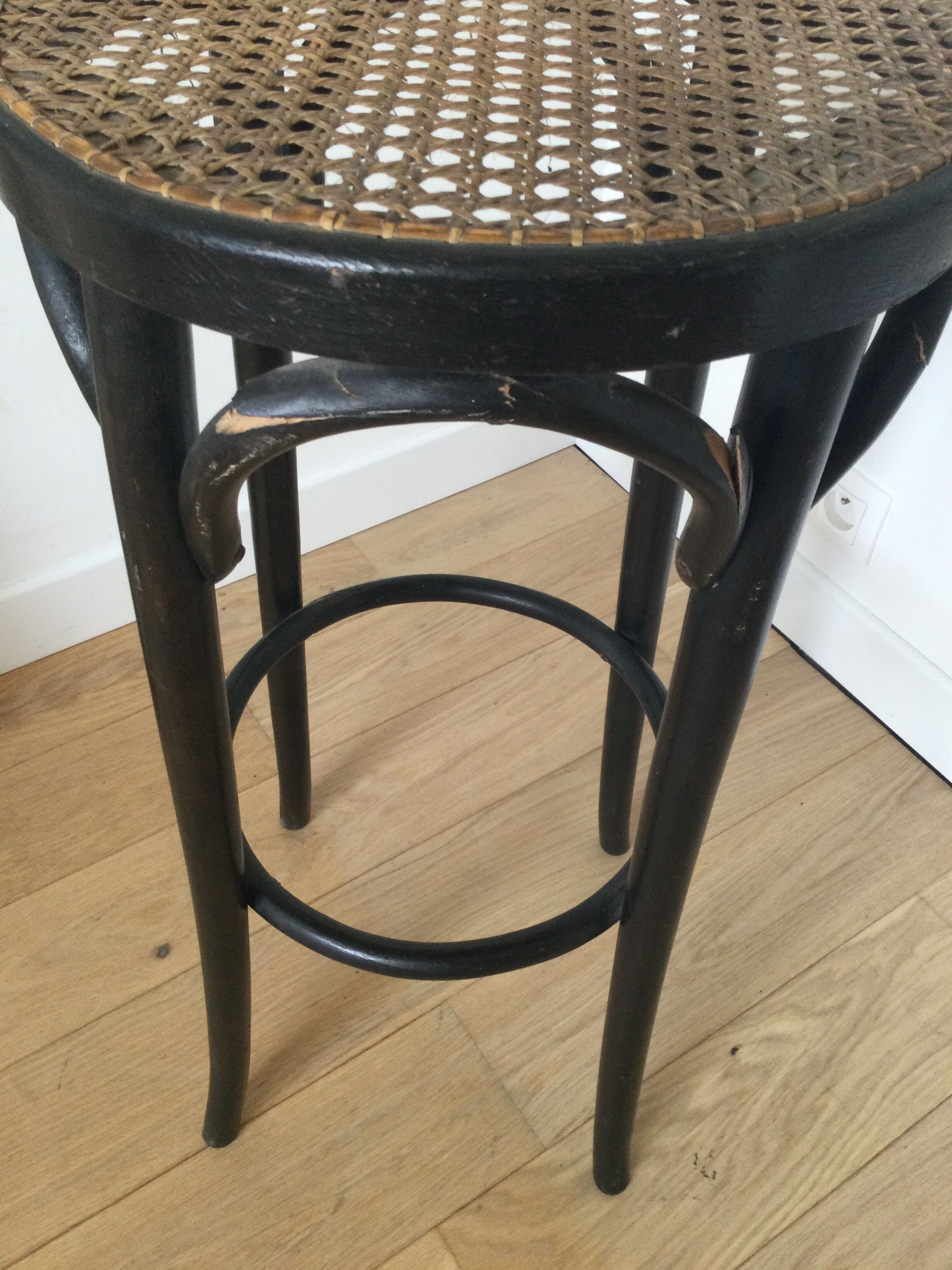 Bar tabouret