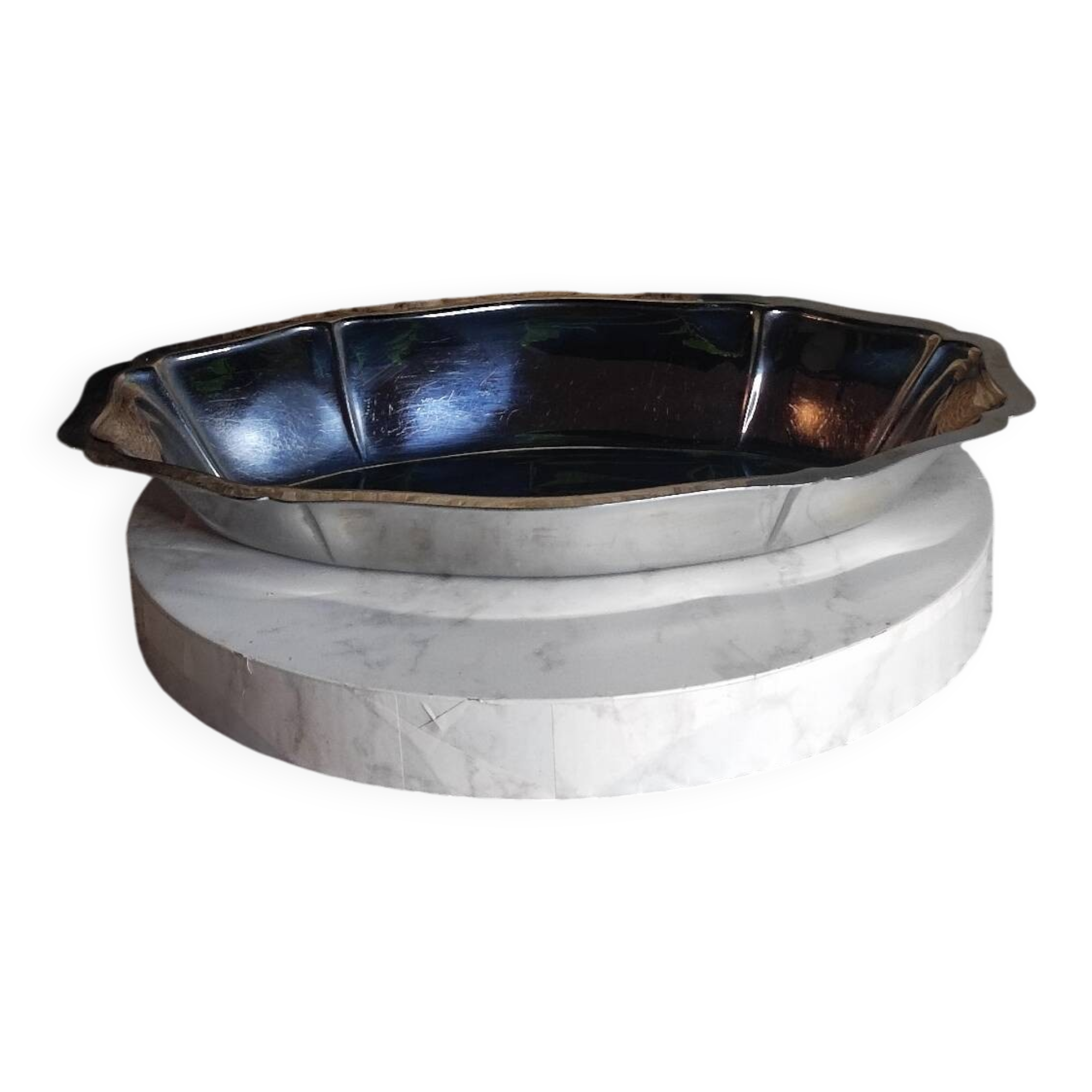 Stainless steel vegetable dish