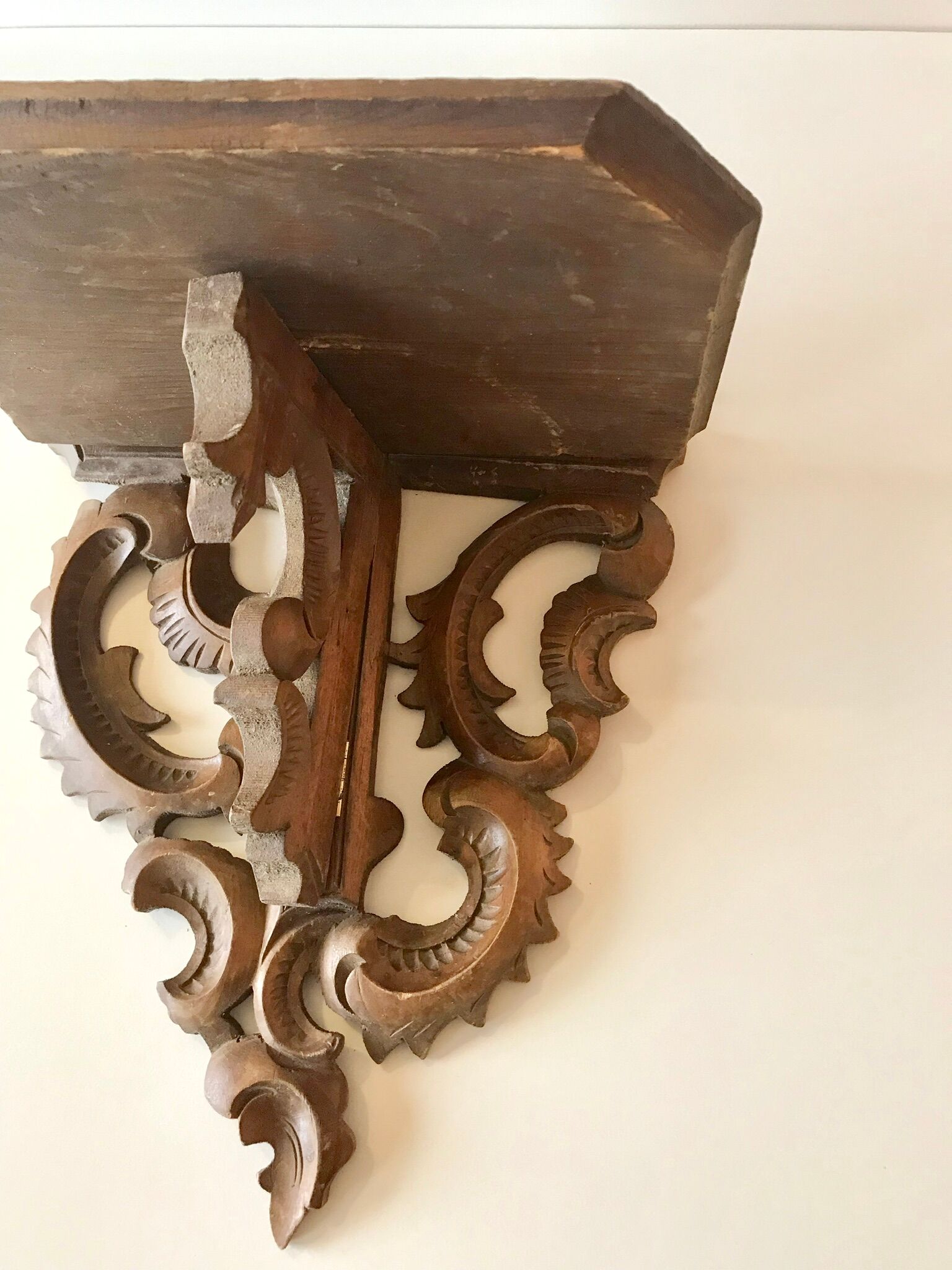 Farm wooden wall shelf