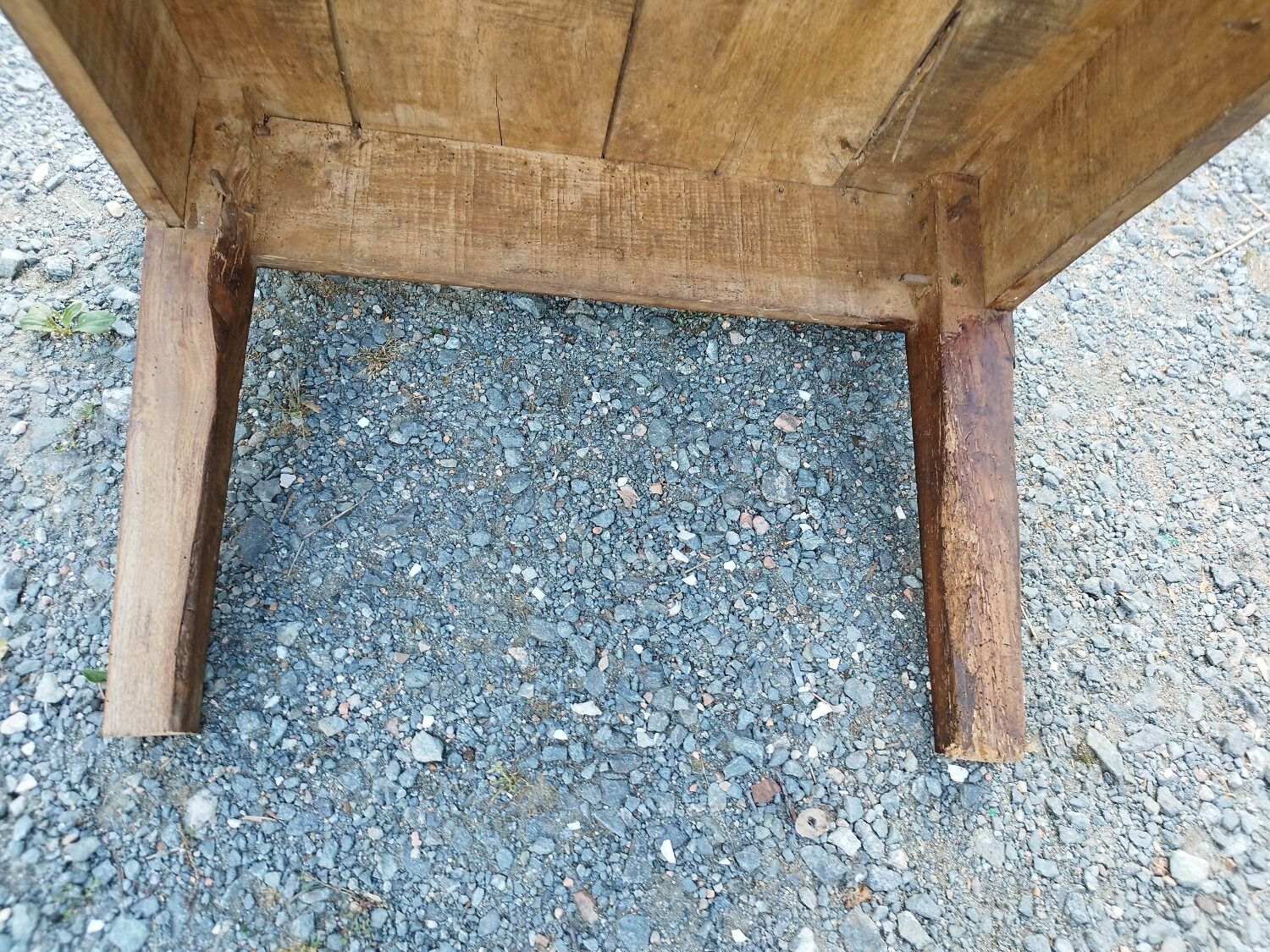 Table basse de ferme rustique