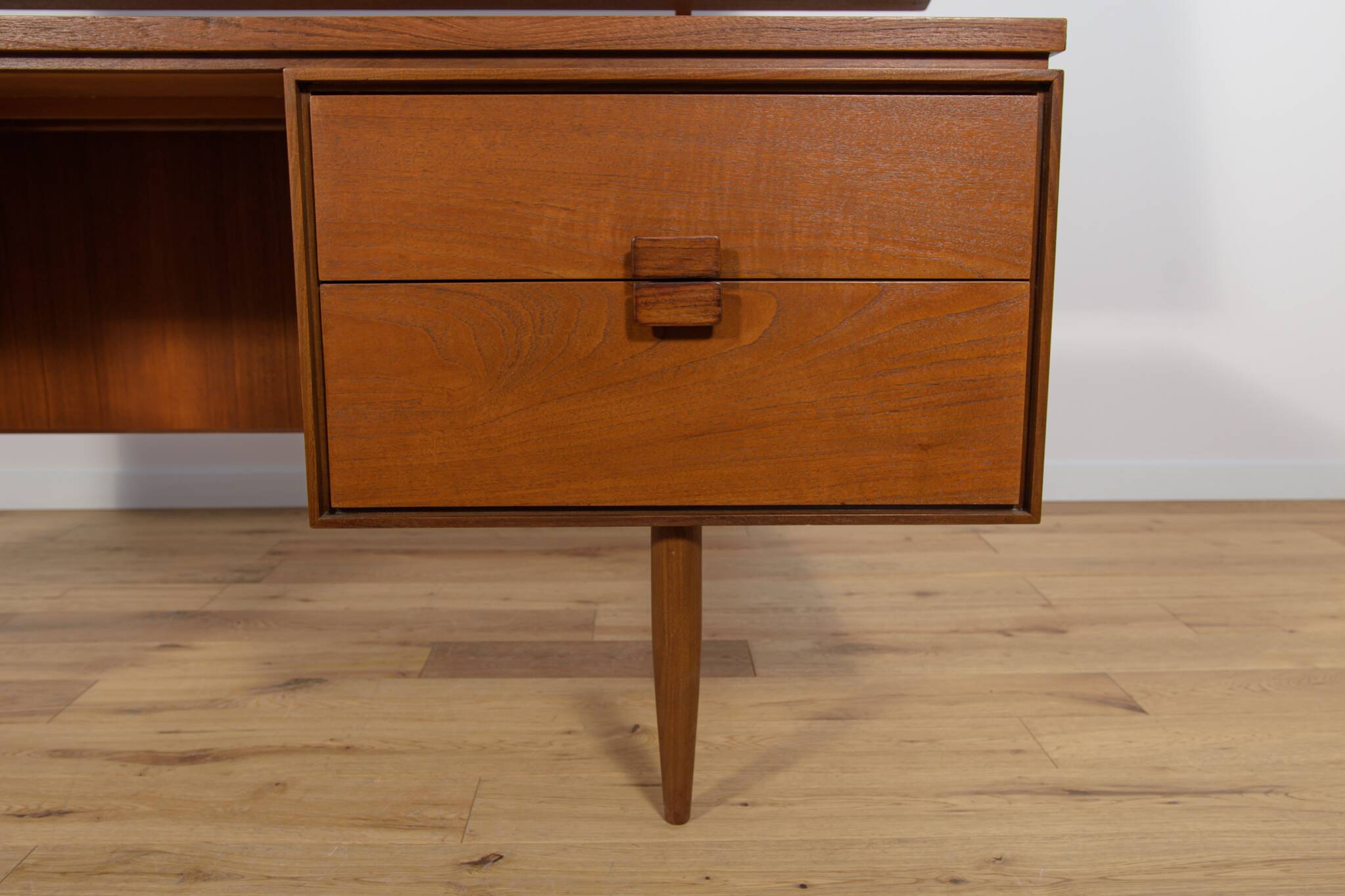 Mid-Century Dressing Table by I. Kofod-Larsen for G-Plan, 1960s