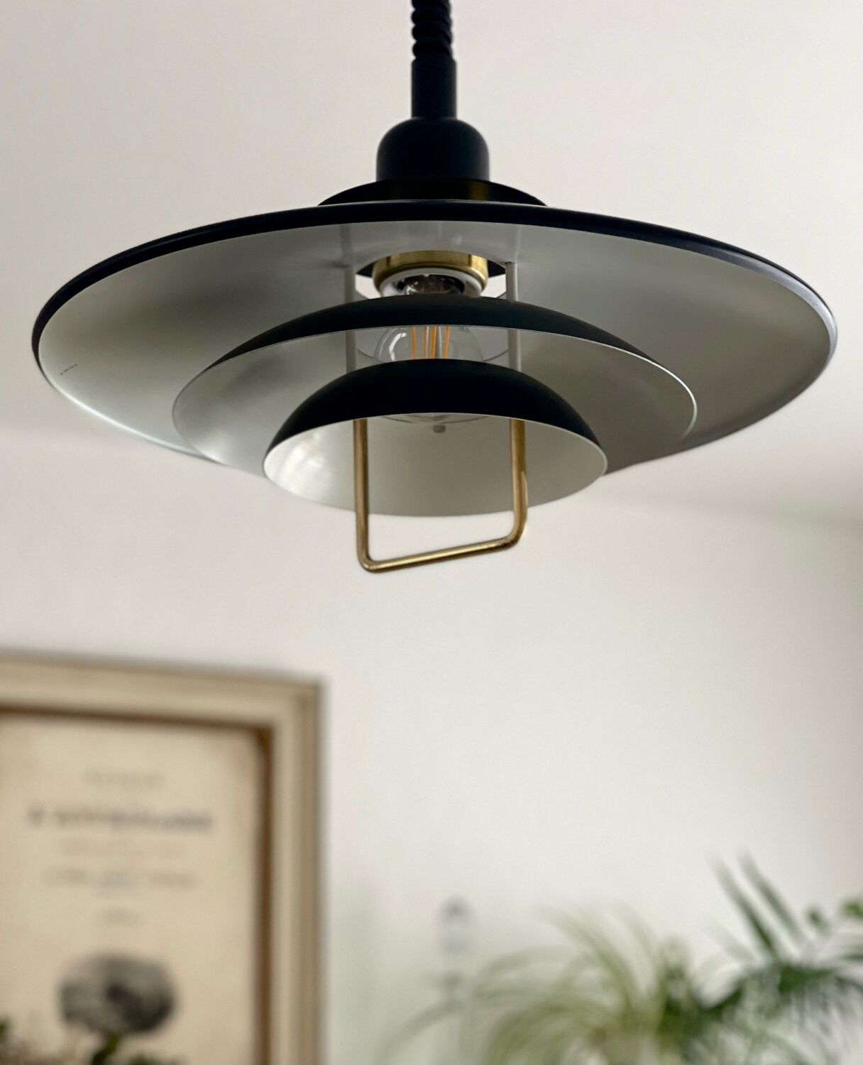 Scandinavian pendant lamp belid