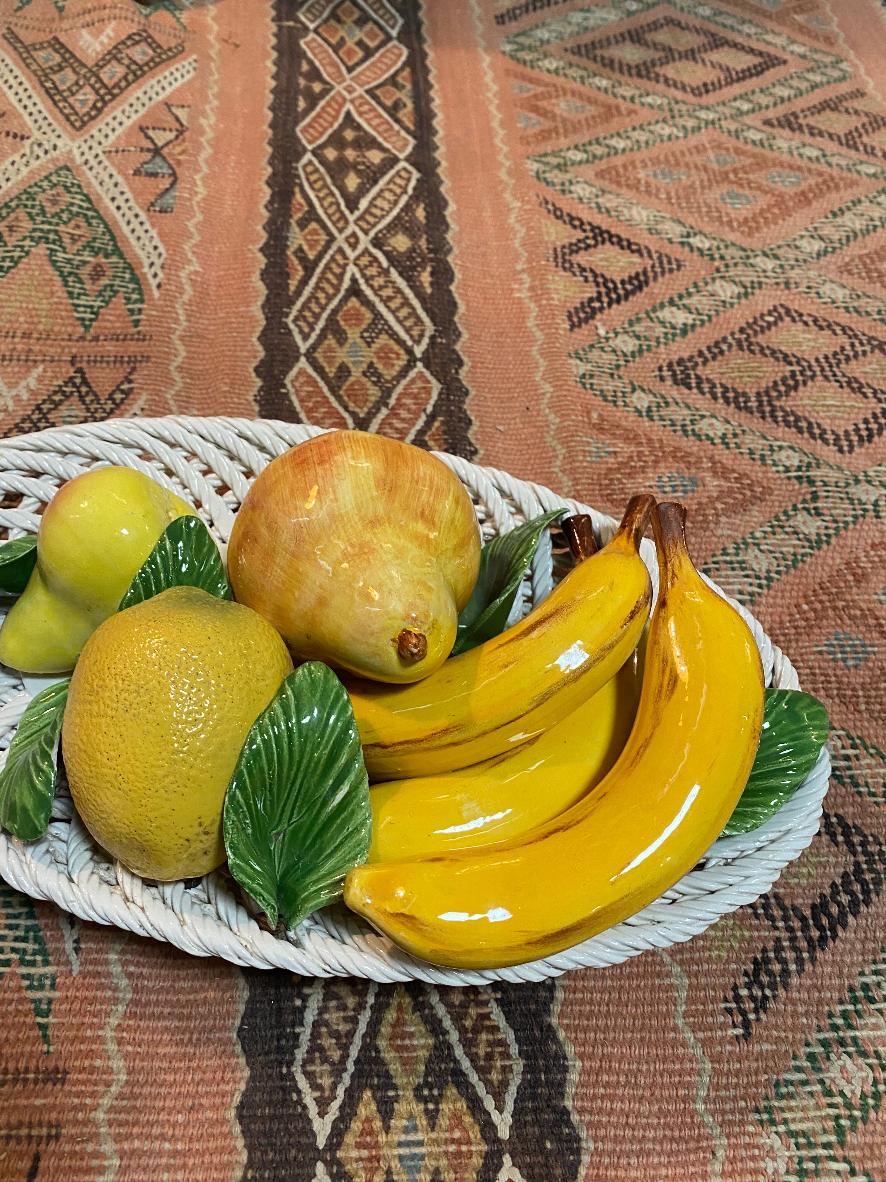 Trompe l'oeil en barbotine 1950