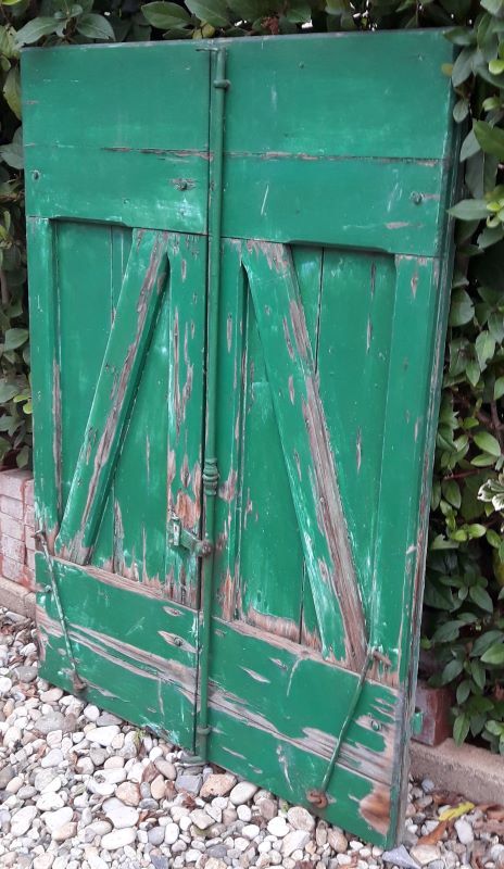 Pair of shutters H125xL87cm old painted fir