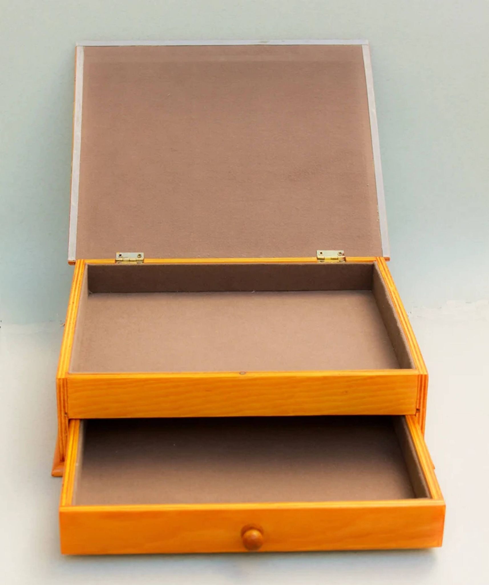 Wooden boxes decorated with Catalan