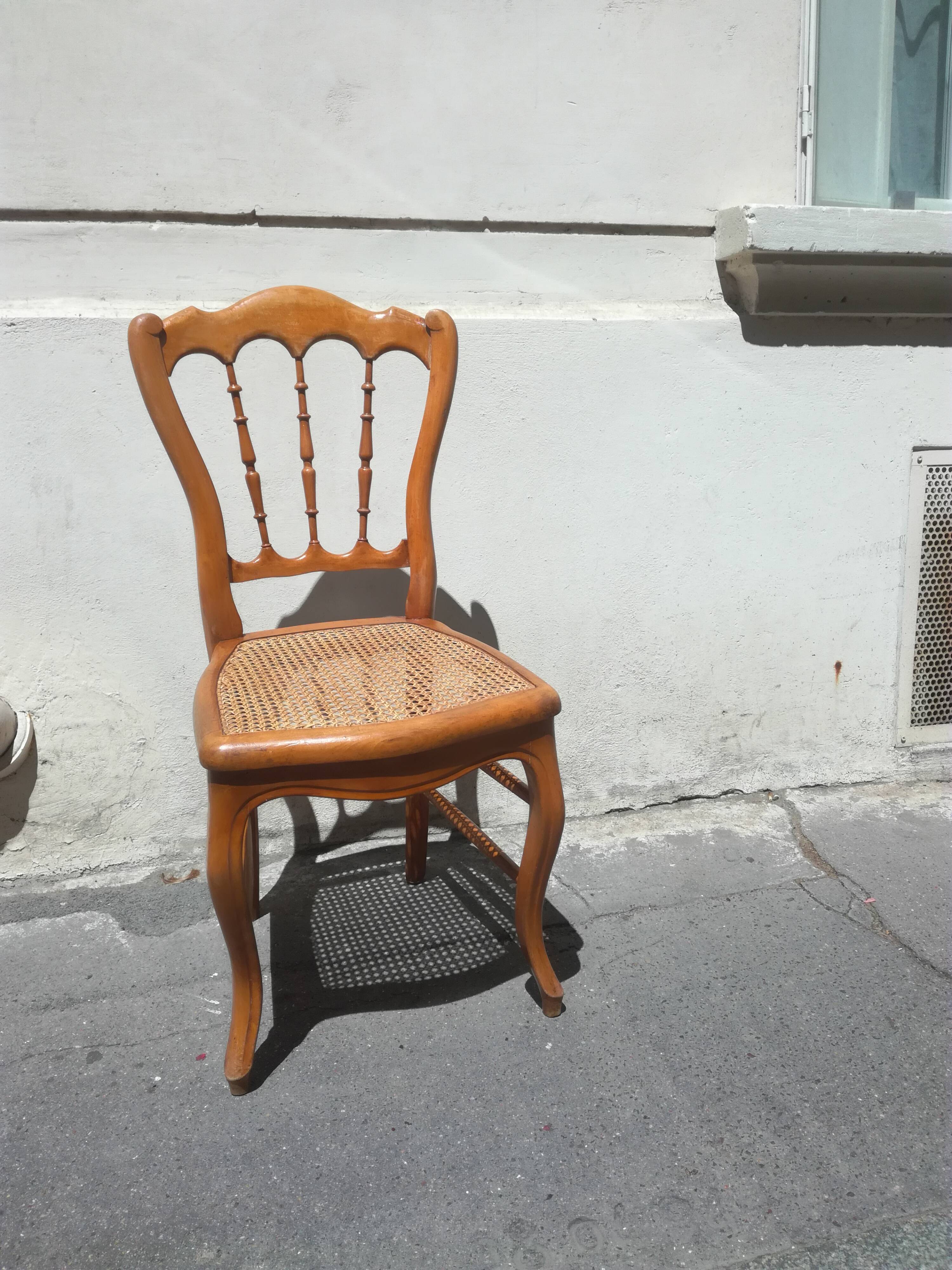 Chaise cannée