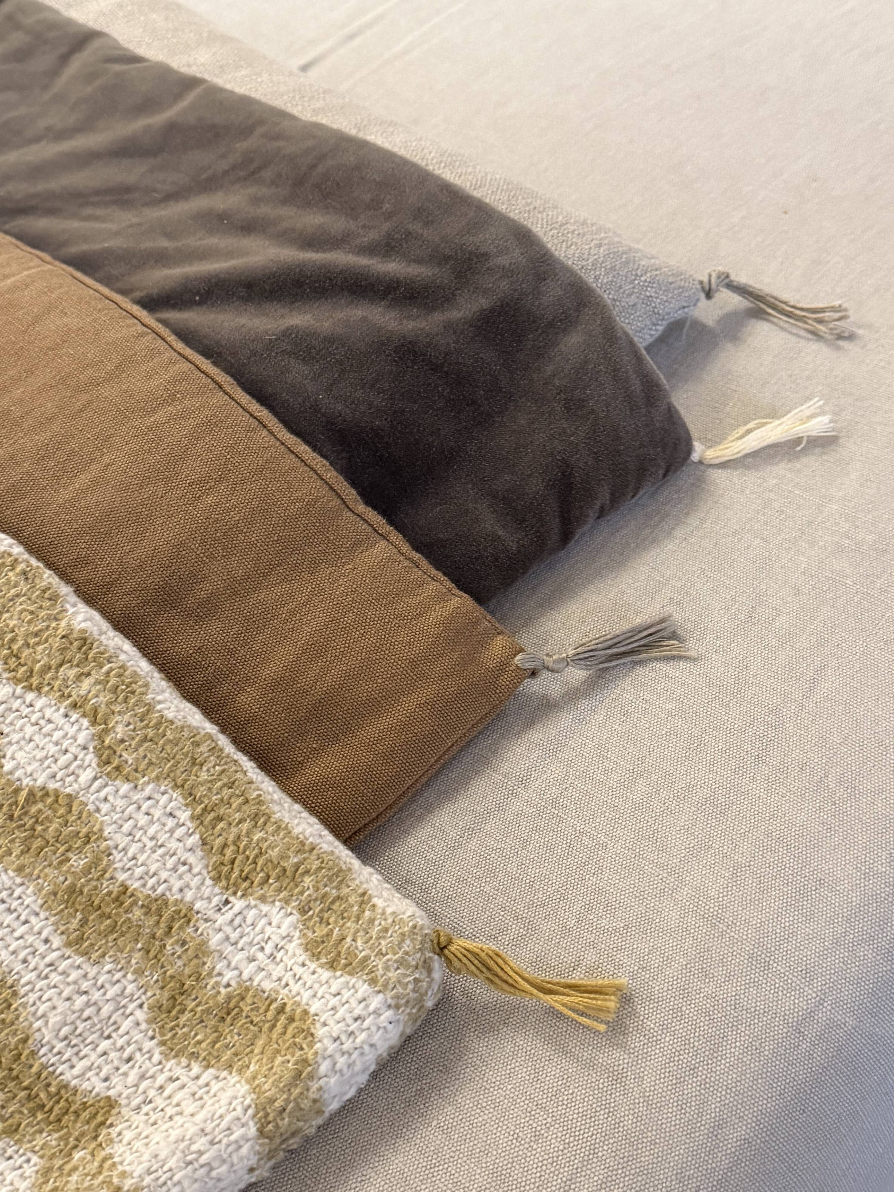 "Caliph Sofa Caravan"