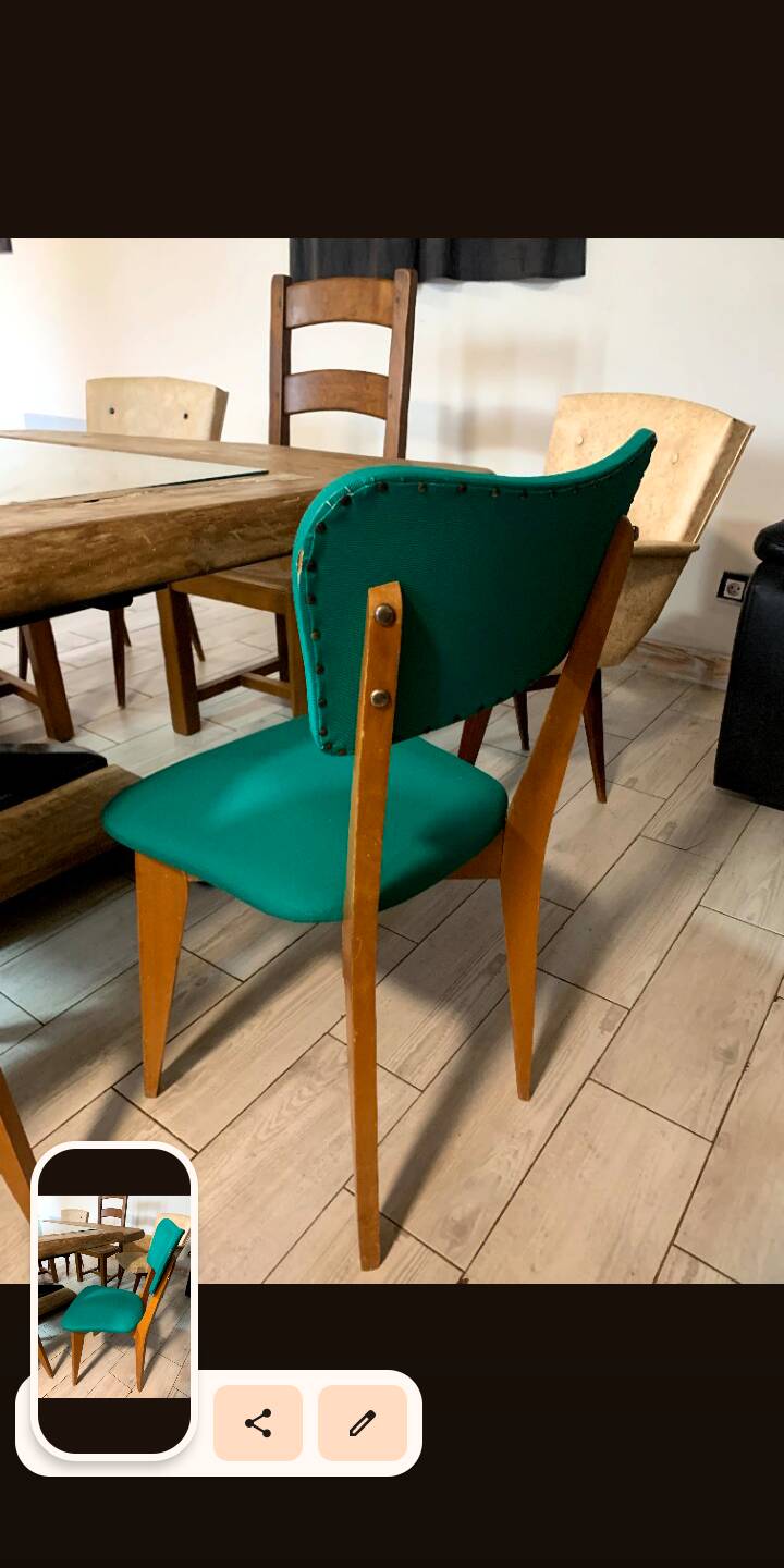 Title: Pair of vintage chairs from the 50s/60s – green vinyl seat in style