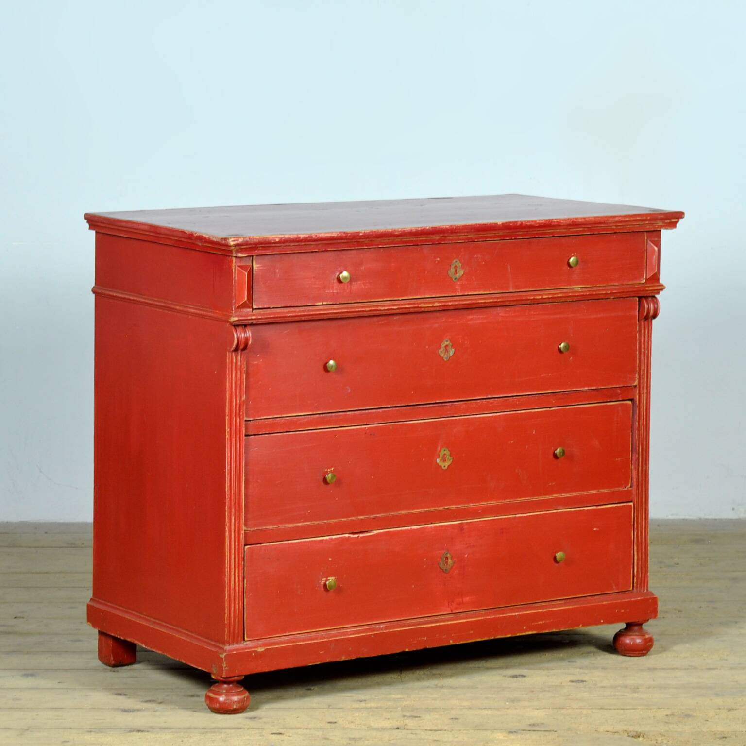 Commode en pin, vers 1910
