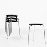 Midcentury set of 6 Dot stools in black by Arne Jacobsen for Fritz Hansen, 1964