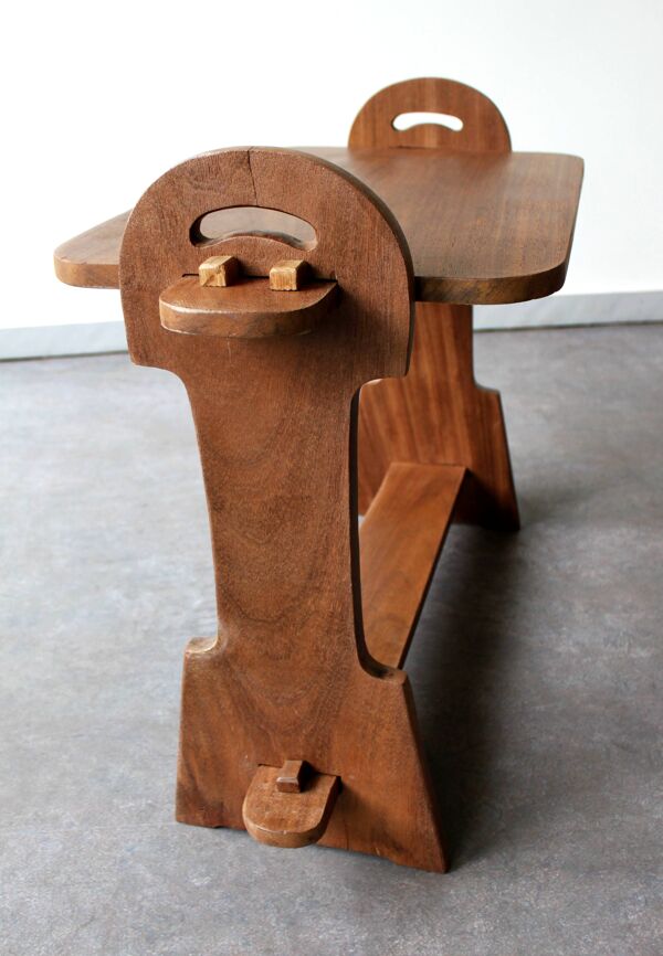 Table d’appoint brutaliste en bois exotique, 50’s.
