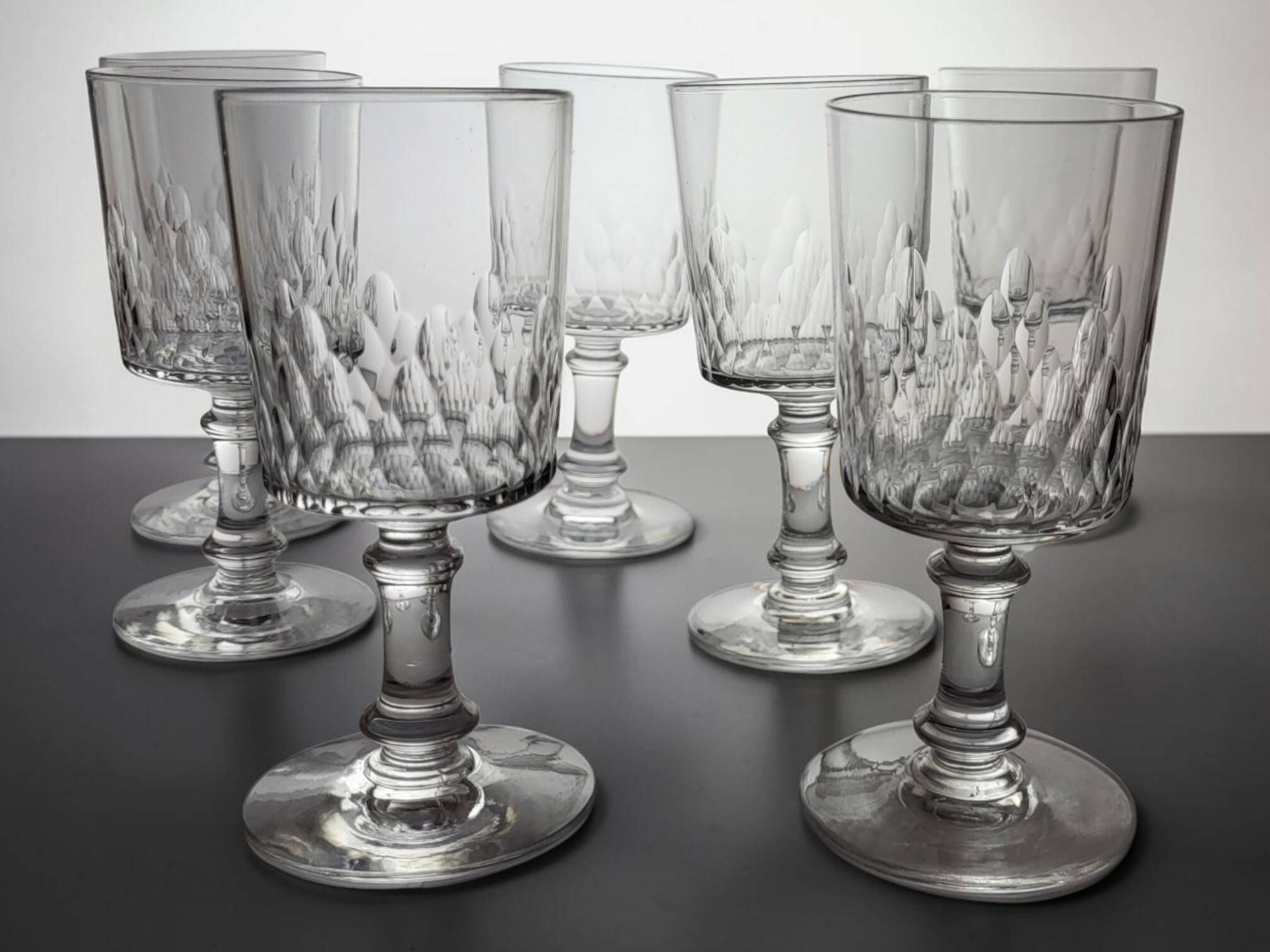 Baccarat - 7 verres à vin modèle Richelieu-Champigny