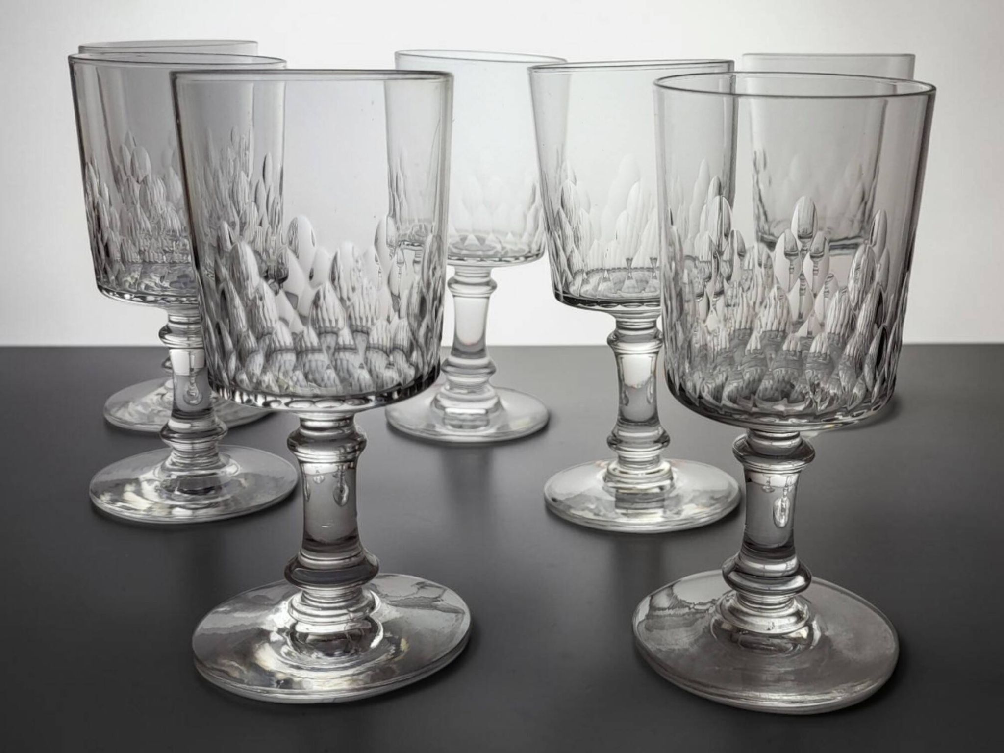 Baccarat - 7 wine glasses model Richelieu-Champigny