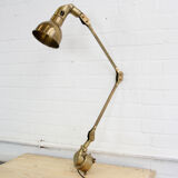 Lampe de bureau en laiton massif rare par Mek Elek vers les années 1940