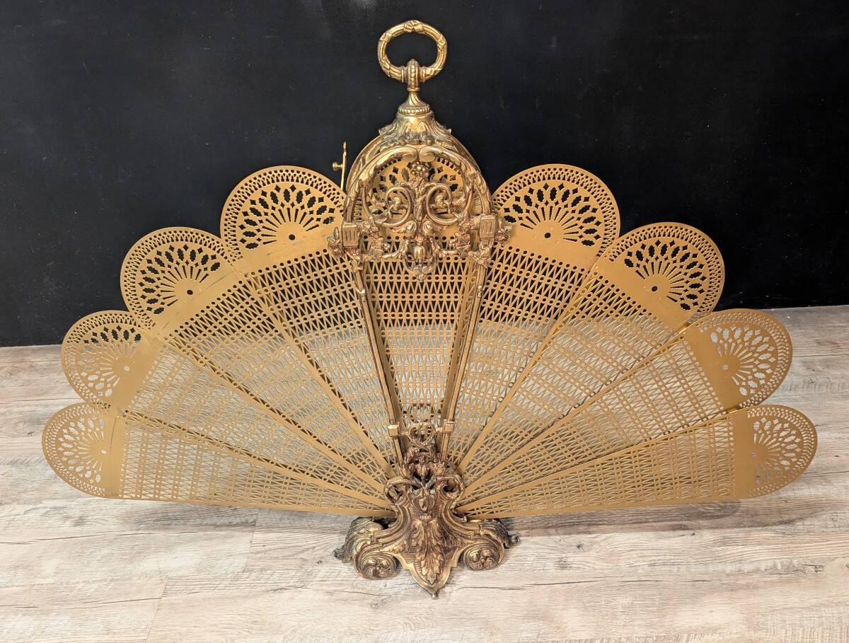 Large Napoleon III fireplace screen in gilded bronze with 9 leaves, shape