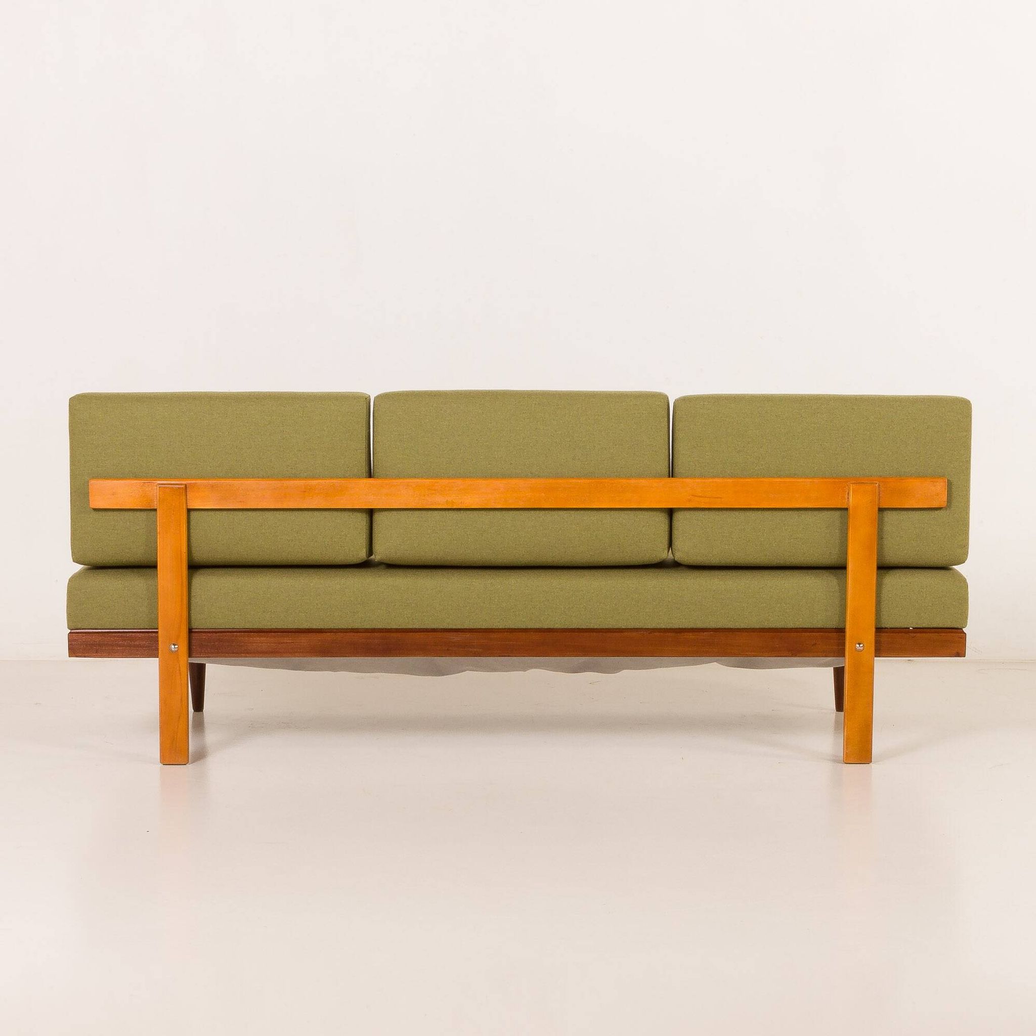 Svane daybed suit, set of 2 sofas and a side table by Igmar Relling, Norwa