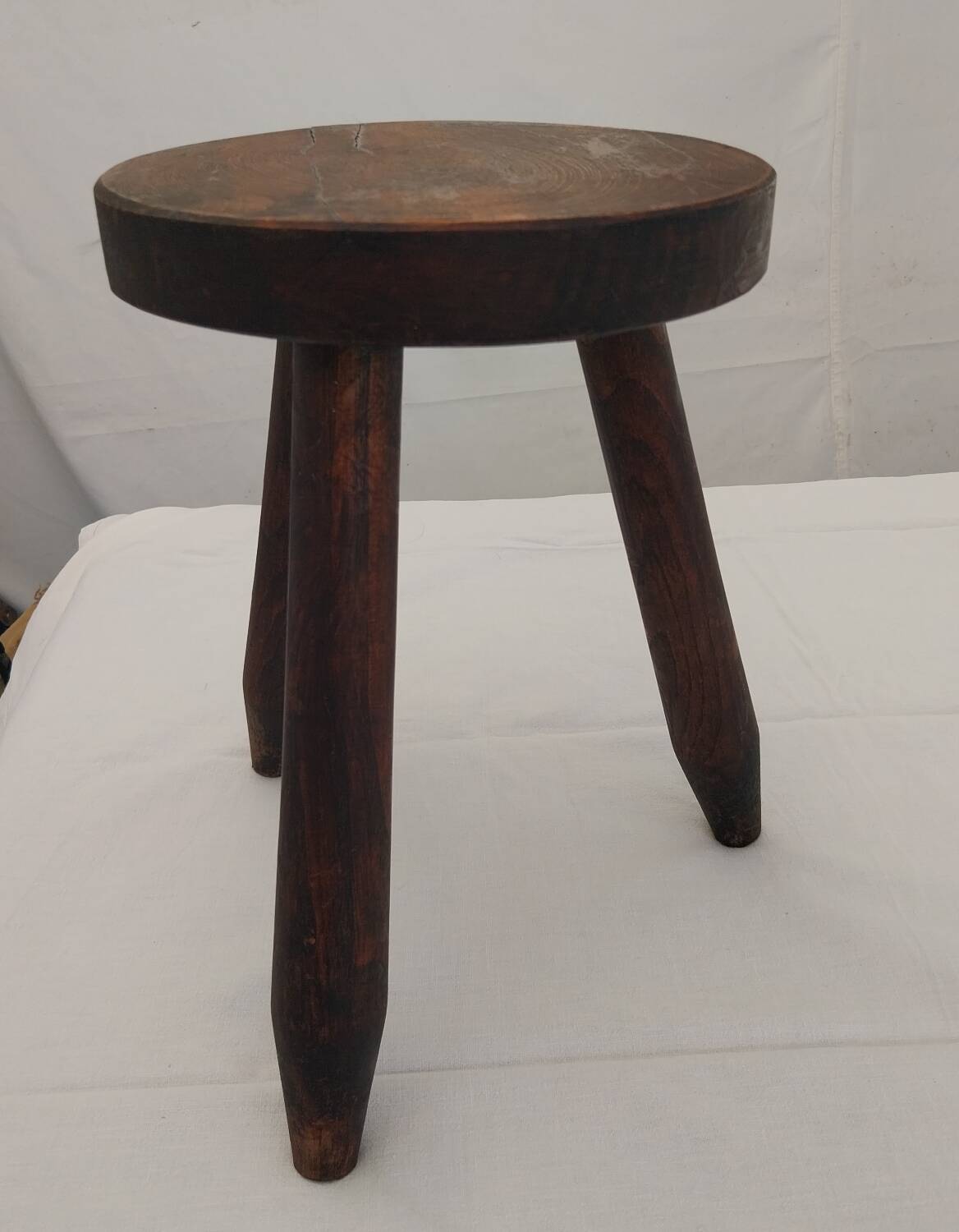 Tripod stool