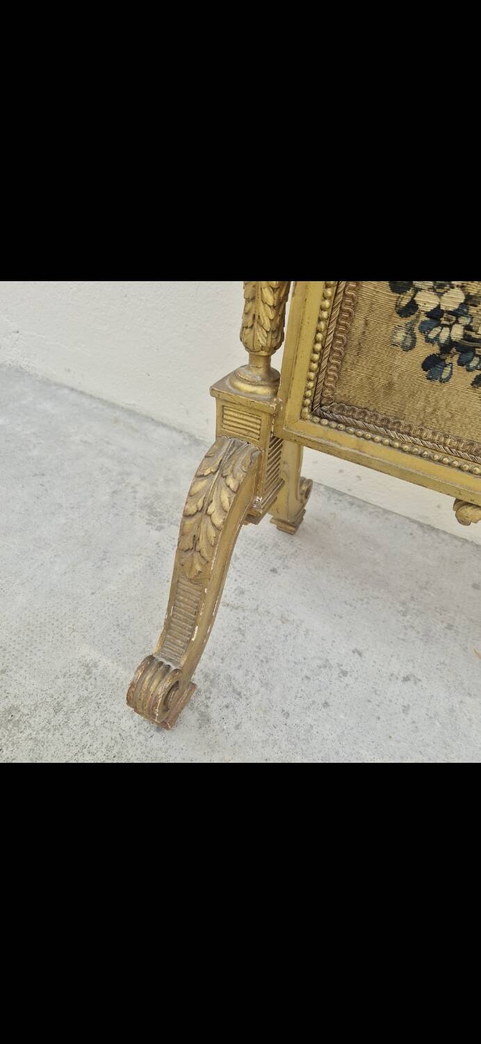 Louis XVI period 18th century fireplace screen in gilded wood