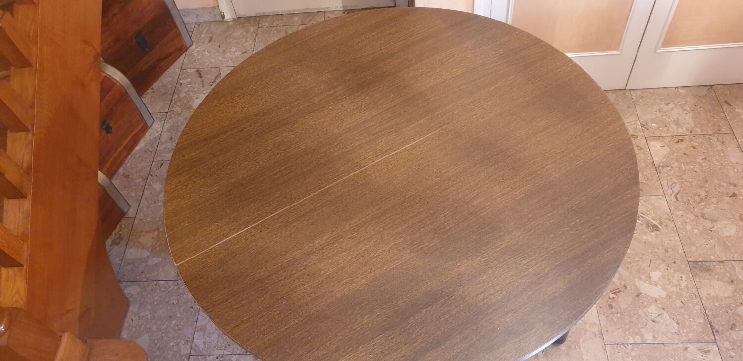 1970s wooden round table