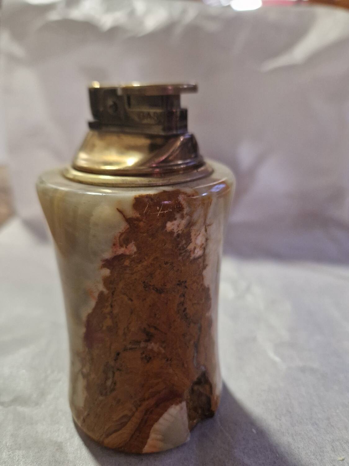 Vintage onyx lighter from the 60s/70s.