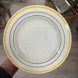 8 plates