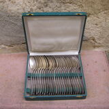 Box of cutlery "twelve spoons, twelve forks"