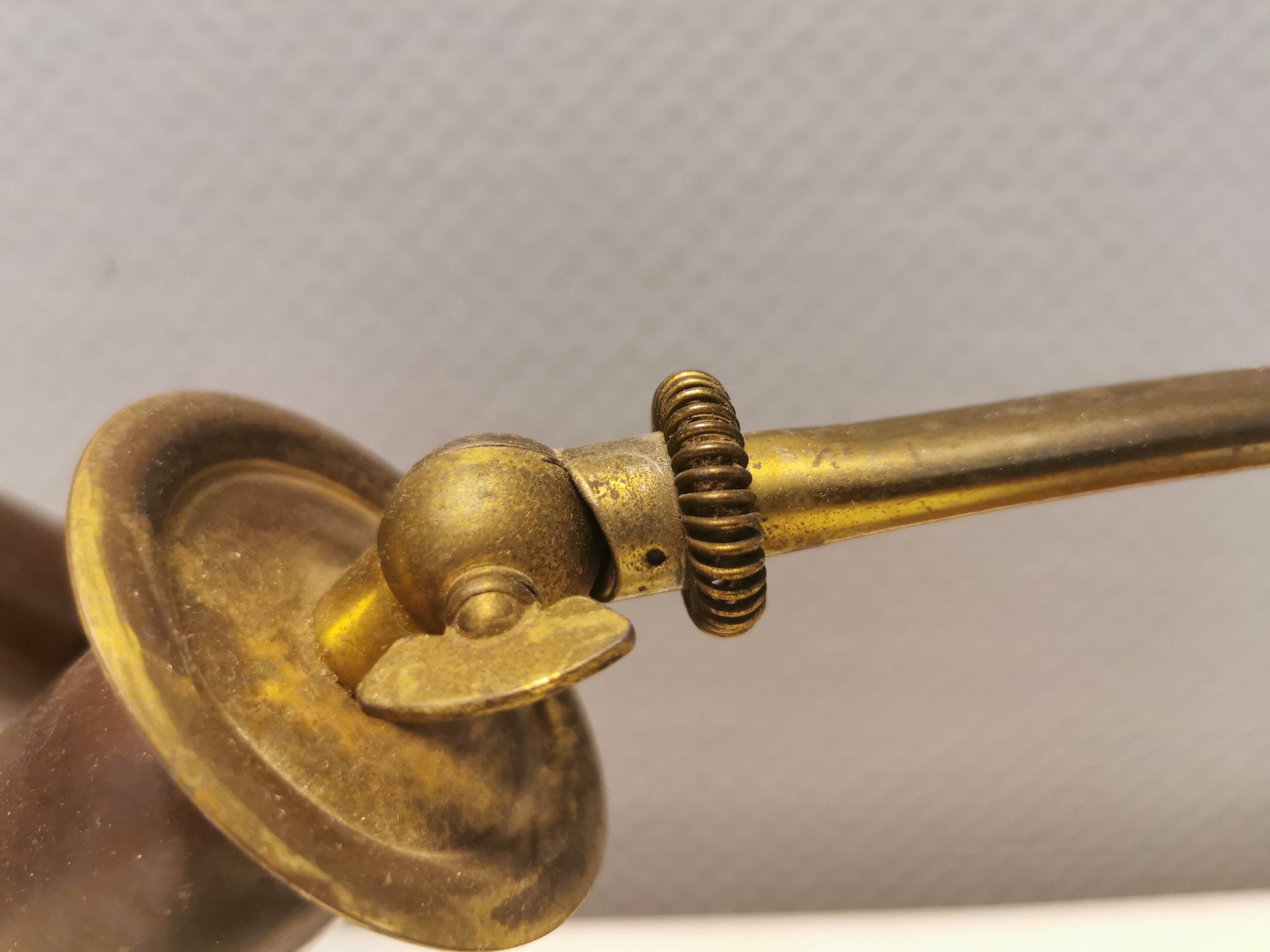 A set of very old art deco table lamps, estimated 1920s in brass and marble.