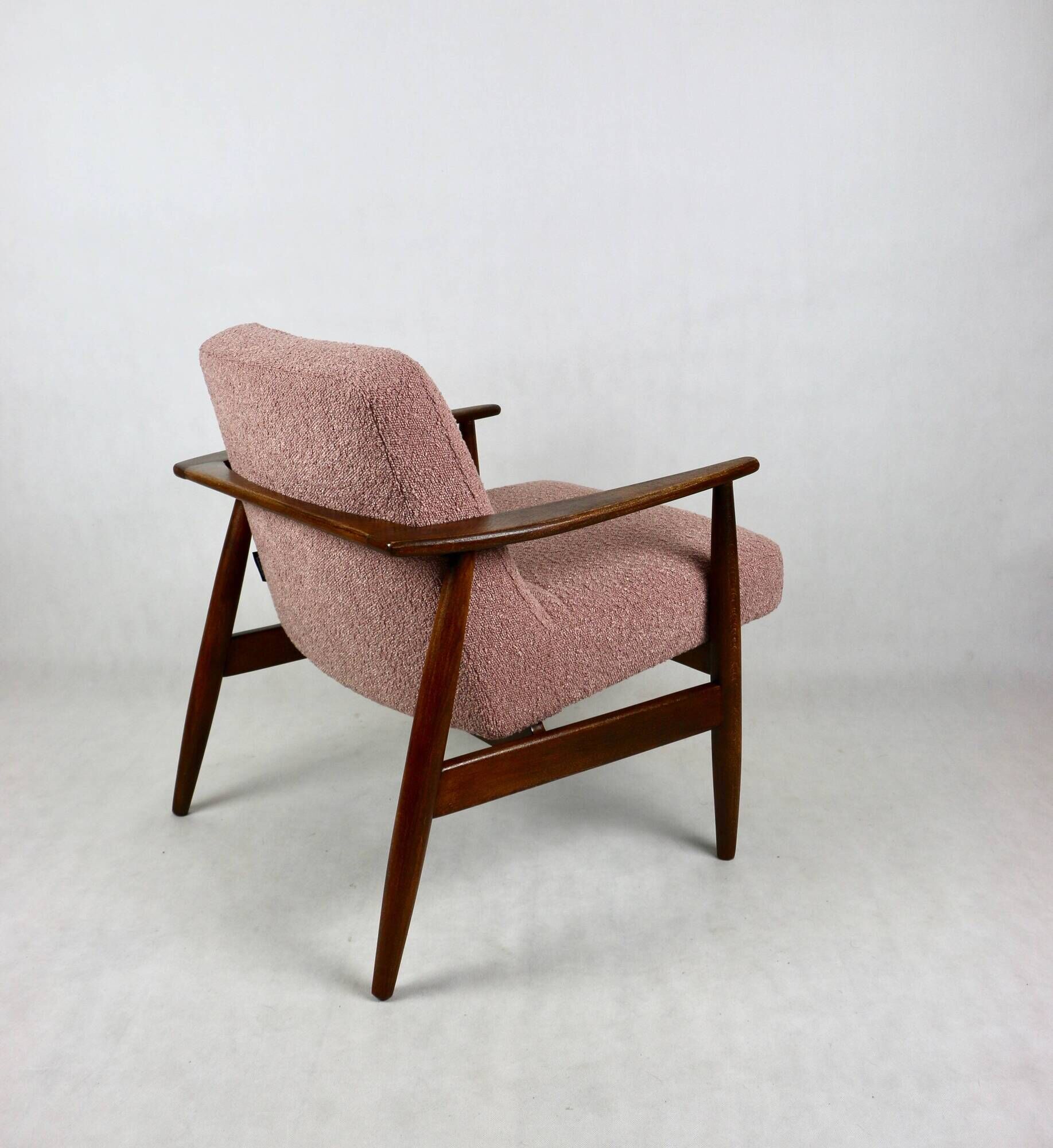 Pink Boucle GFM63 Lounge Chair by J. Kedziorek, 1970s