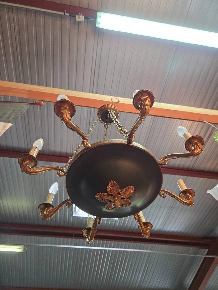 Empire-style chandelier in finely chiselled and gilded bronze