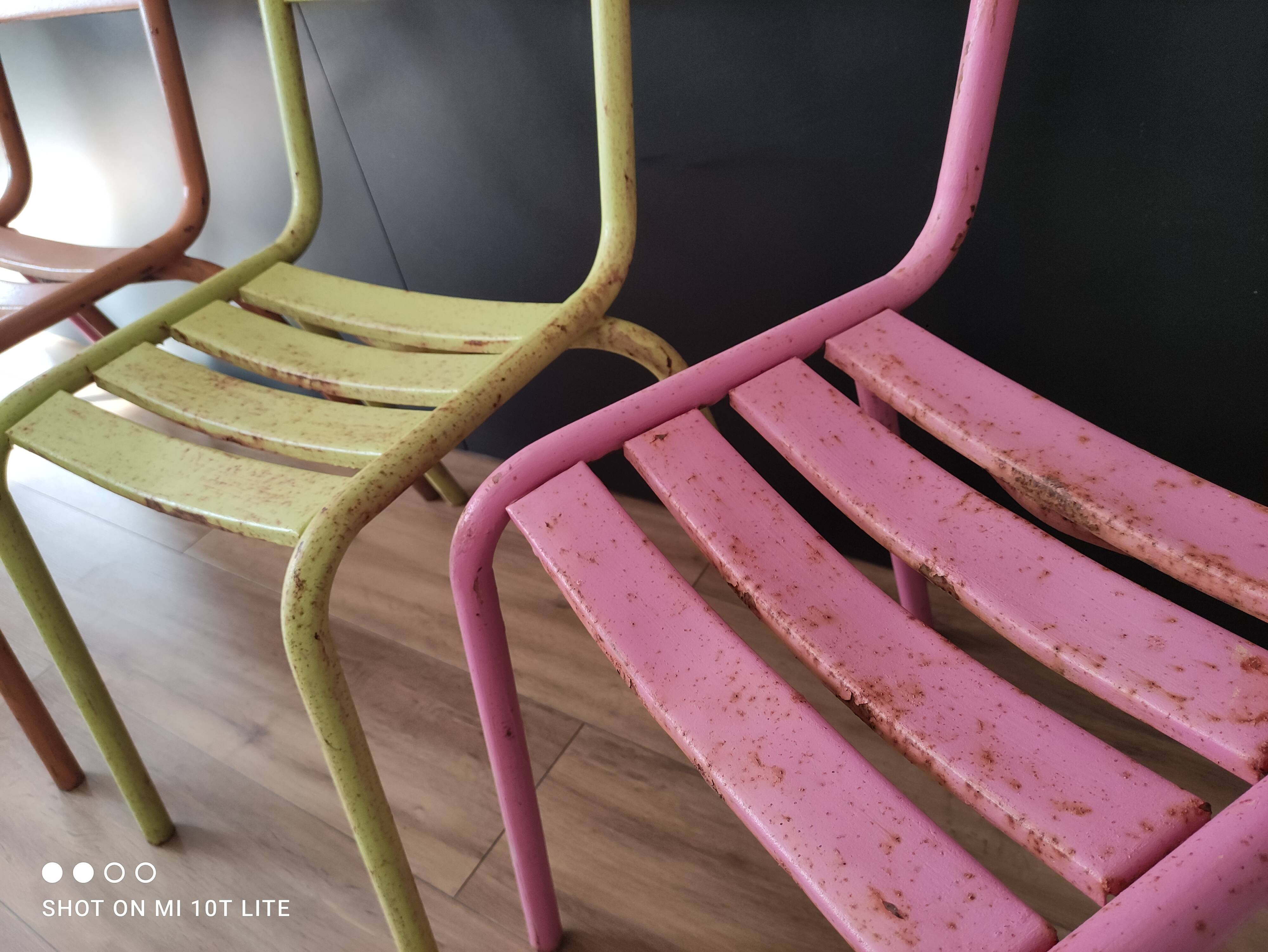 Set of 4 50s bistro chairs in rusty metal