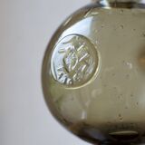 Carafe sur pieds en verre soufflé