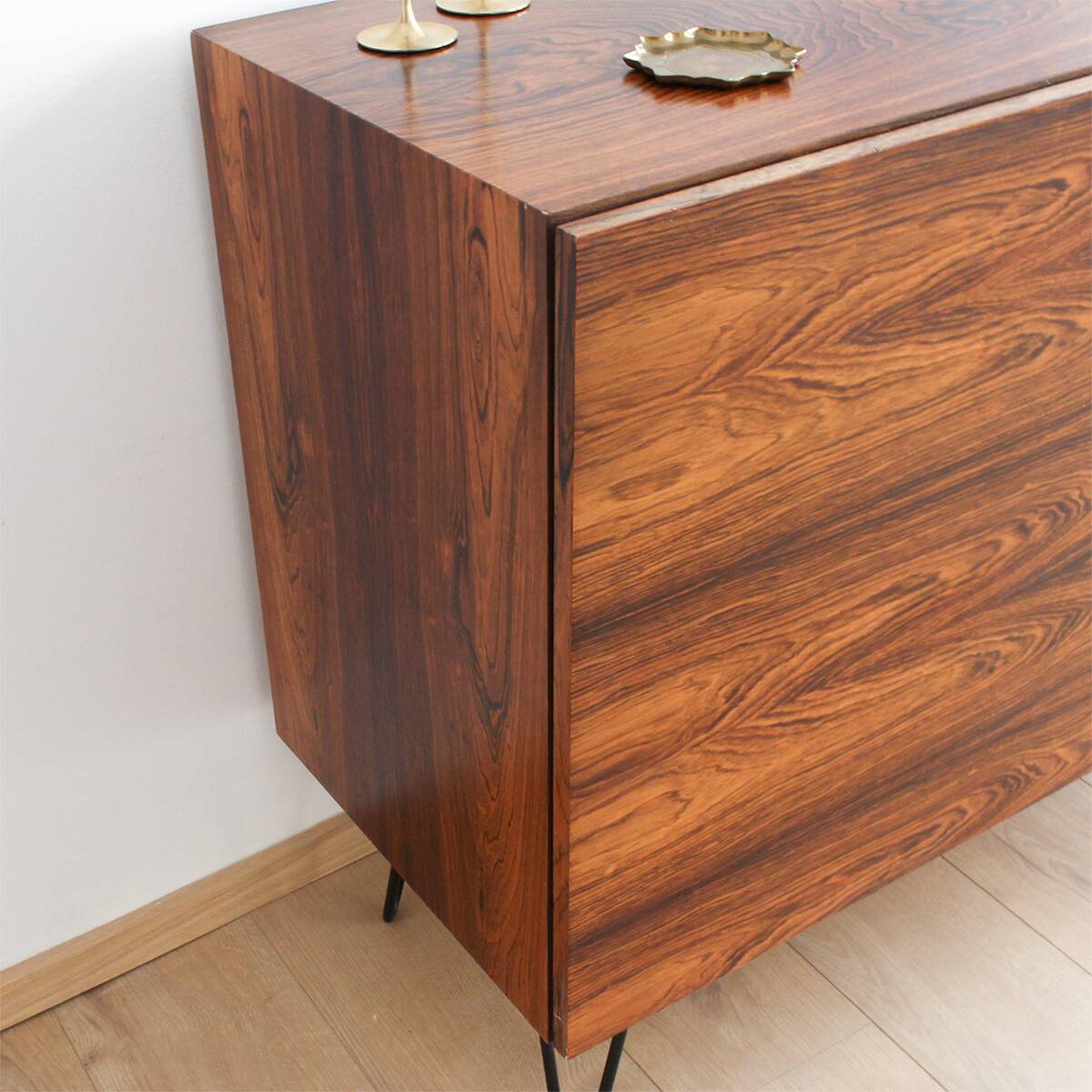 Vintage rosewood Sideboard with black hairpinlegs