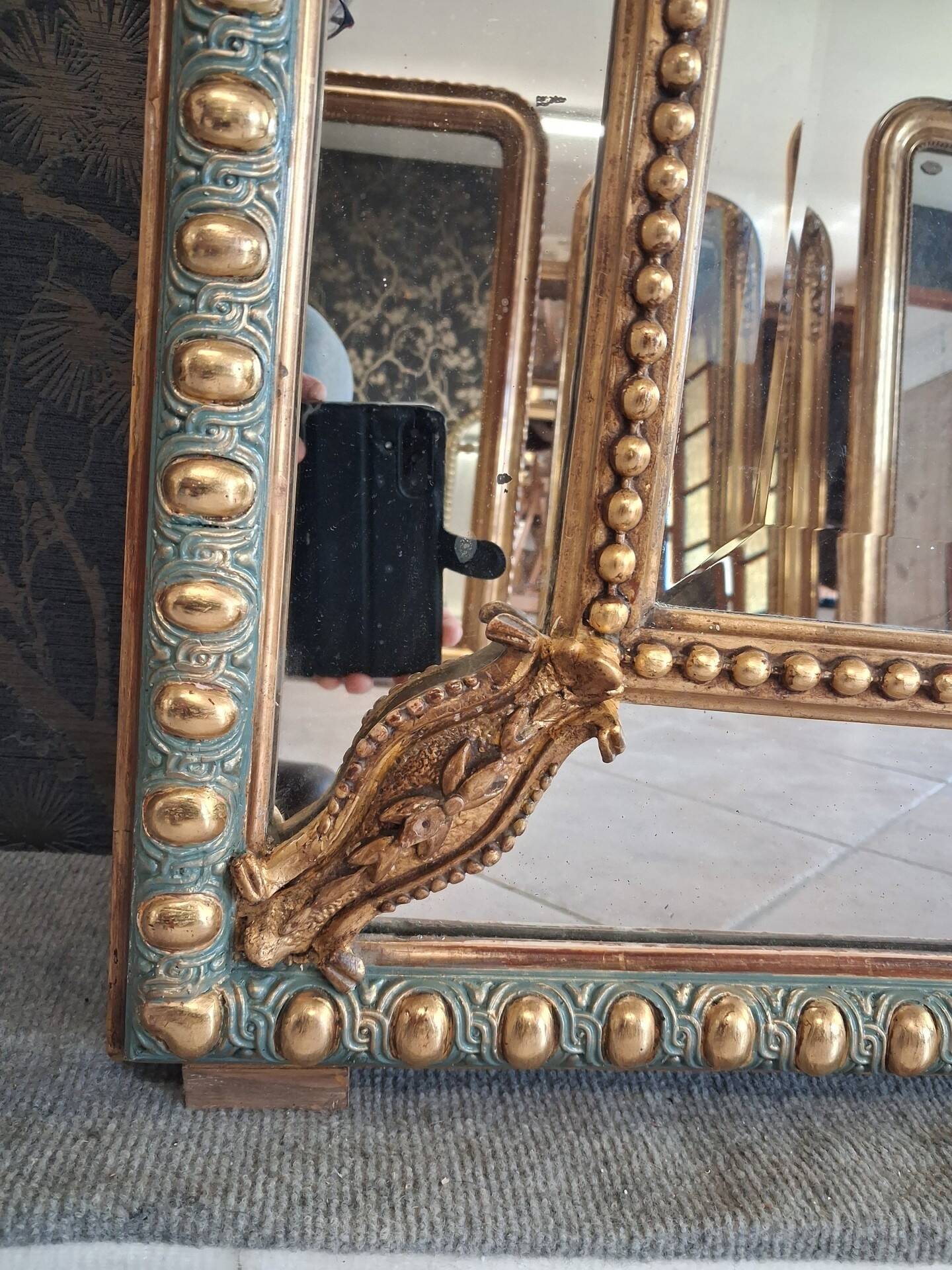 Mirror with shutters 144x83