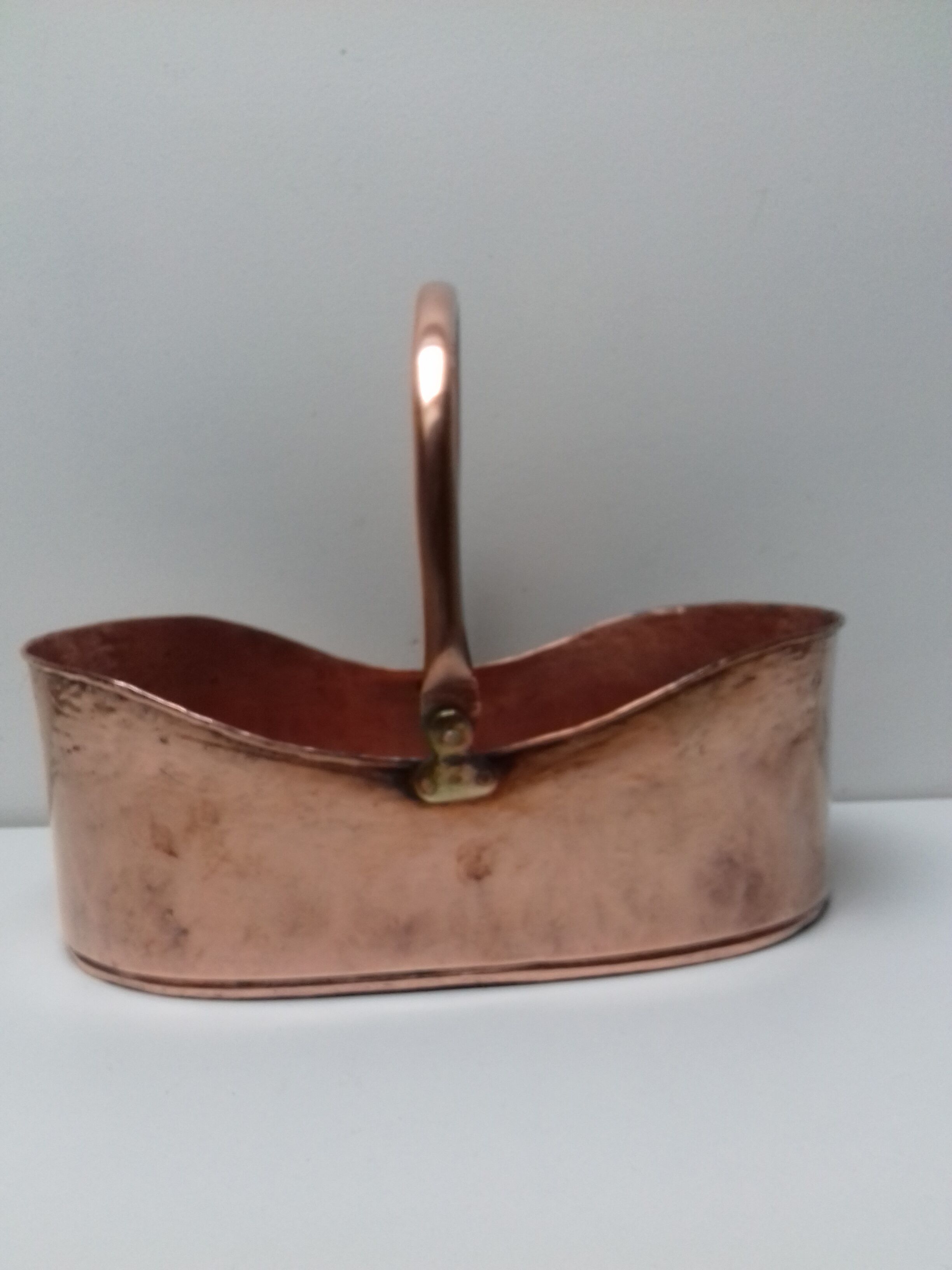 Copper basket