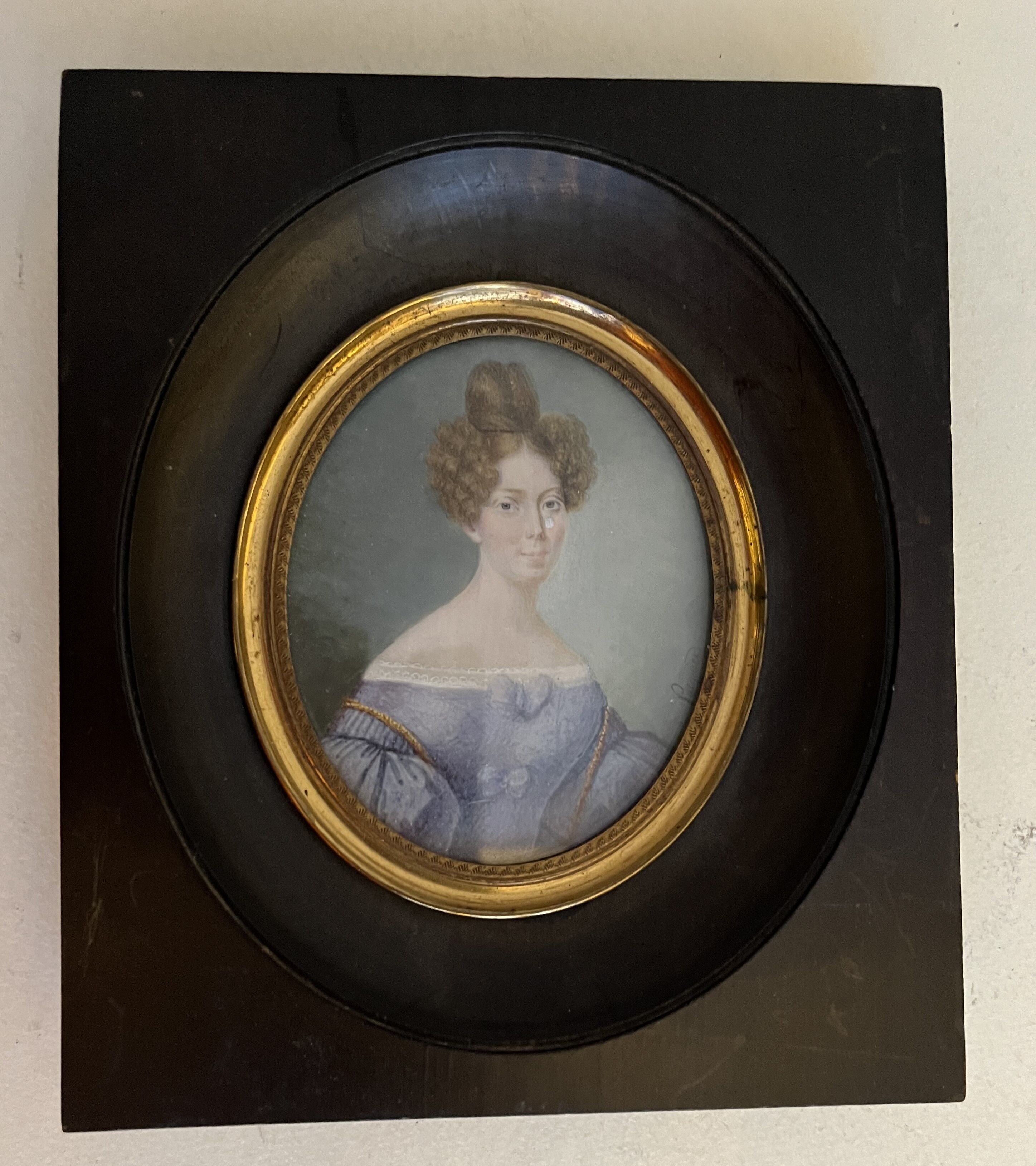 Miniature representing an elegant