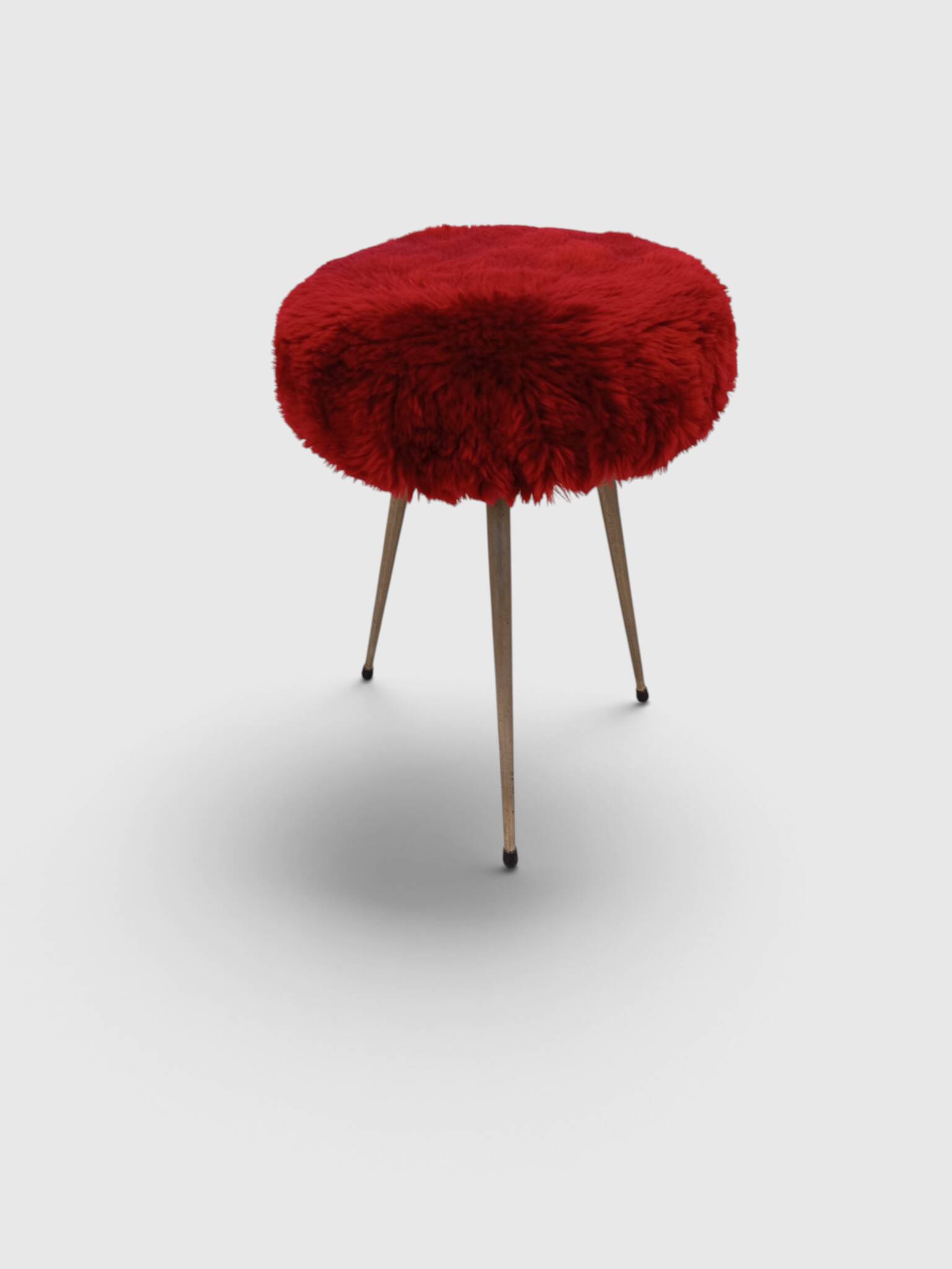 Tabouret tripode vintage "Moumoute" rouge – Pelfran – Années 60