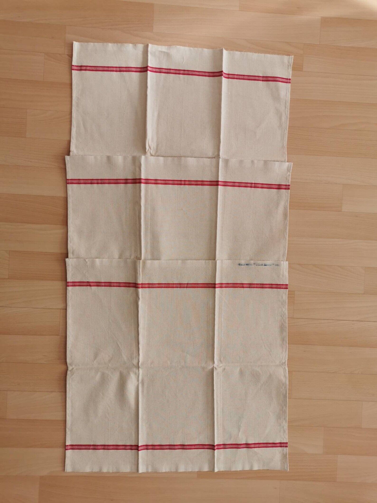 3 linen tea towels